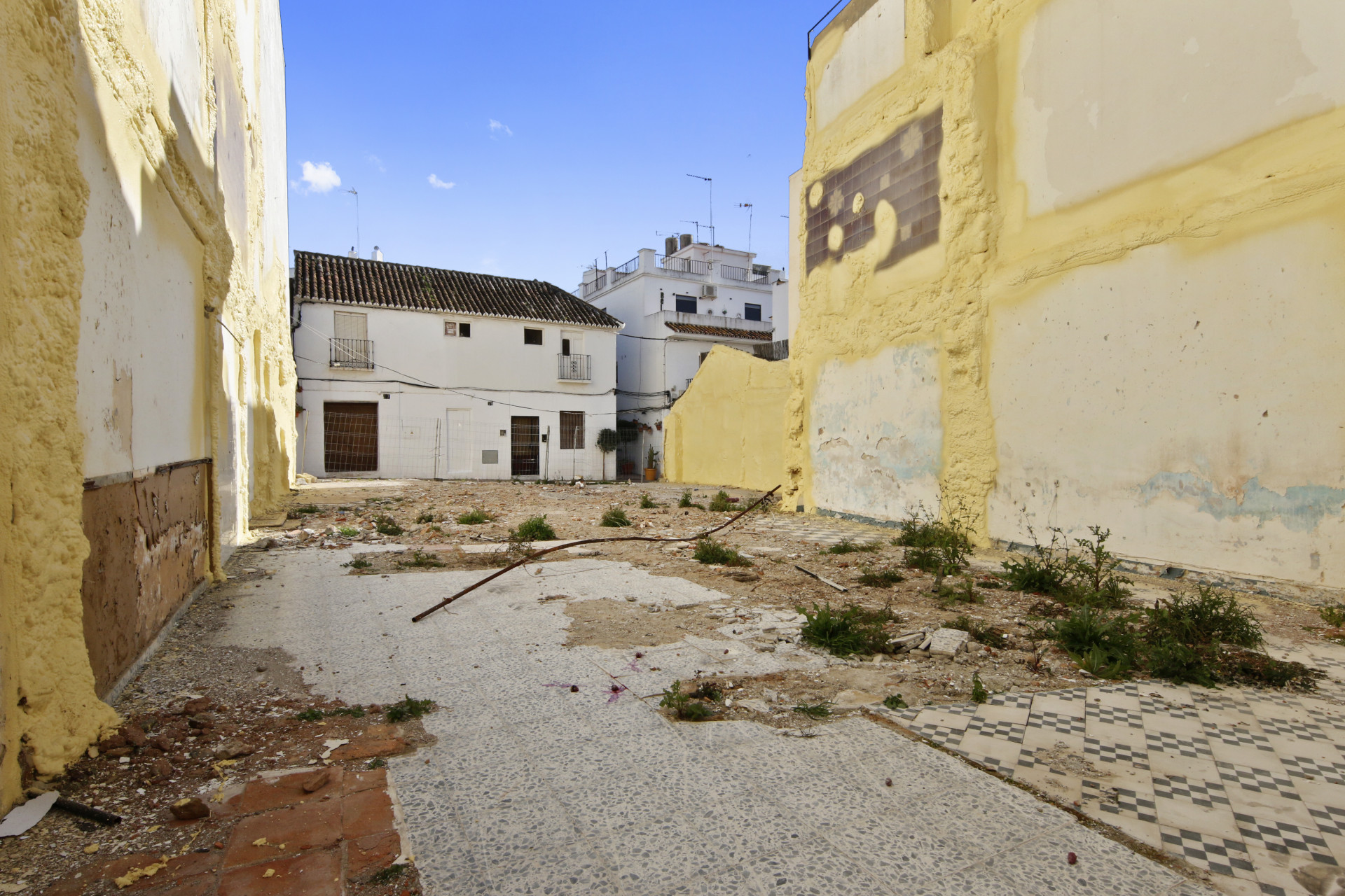 230 m² Plot in Estepona - Photo 3
