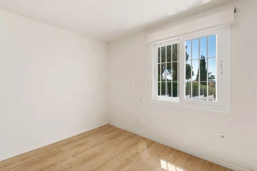4 Bedroom Villa in Mijas - Photo 26