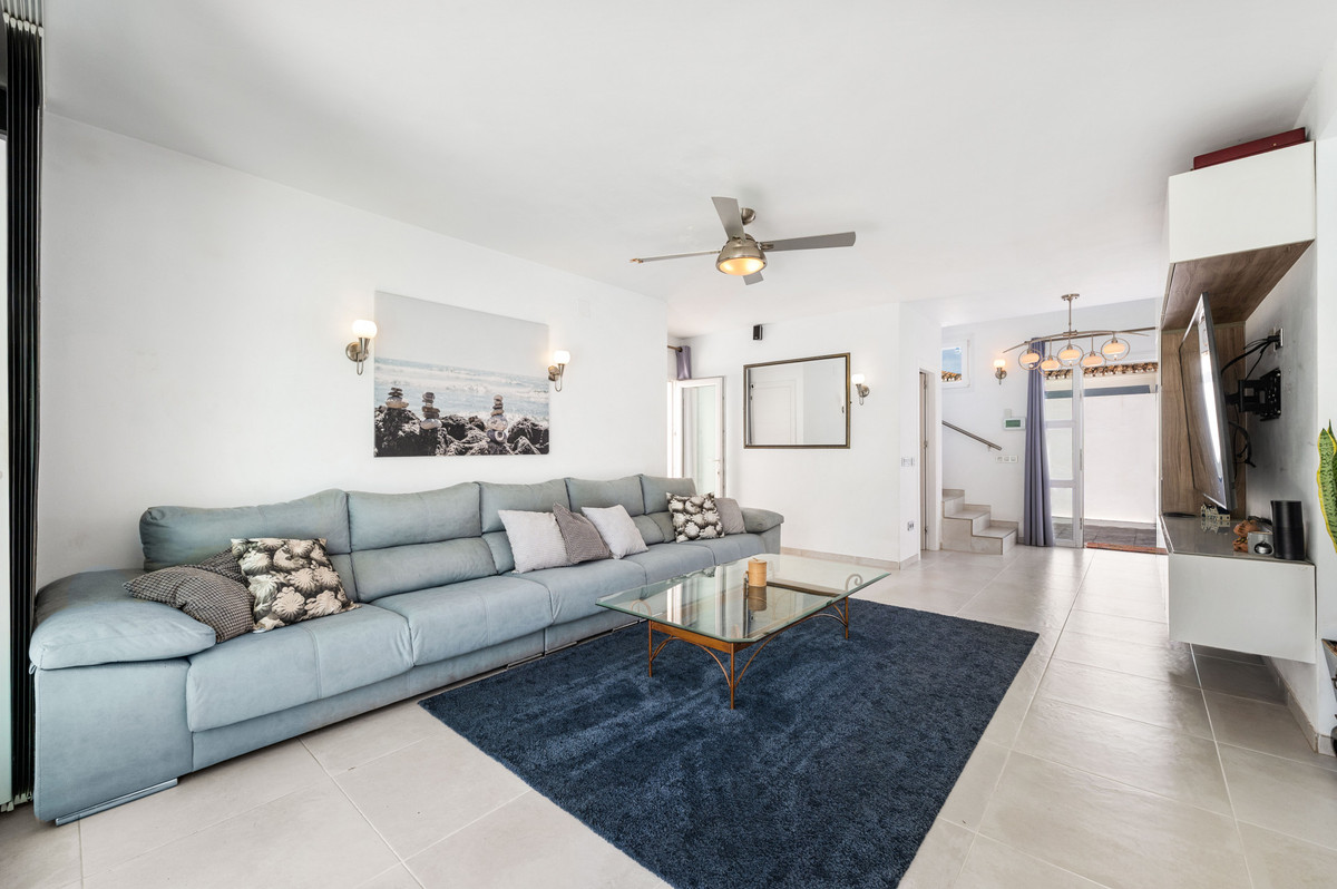 3 Bedroom Villa in Estepona - Фото 40