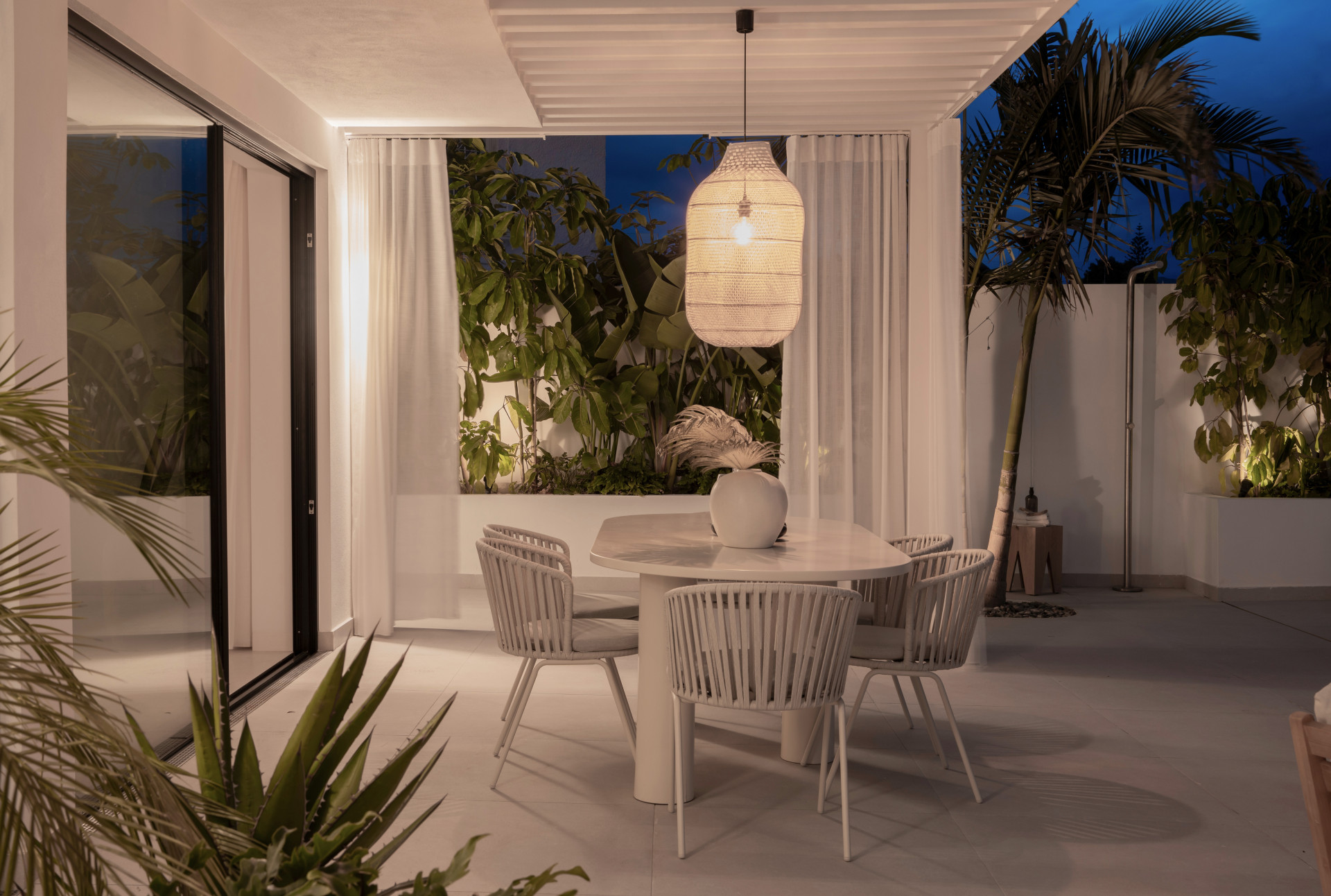 5 Bedroom Villa in Marbella - Photo 32