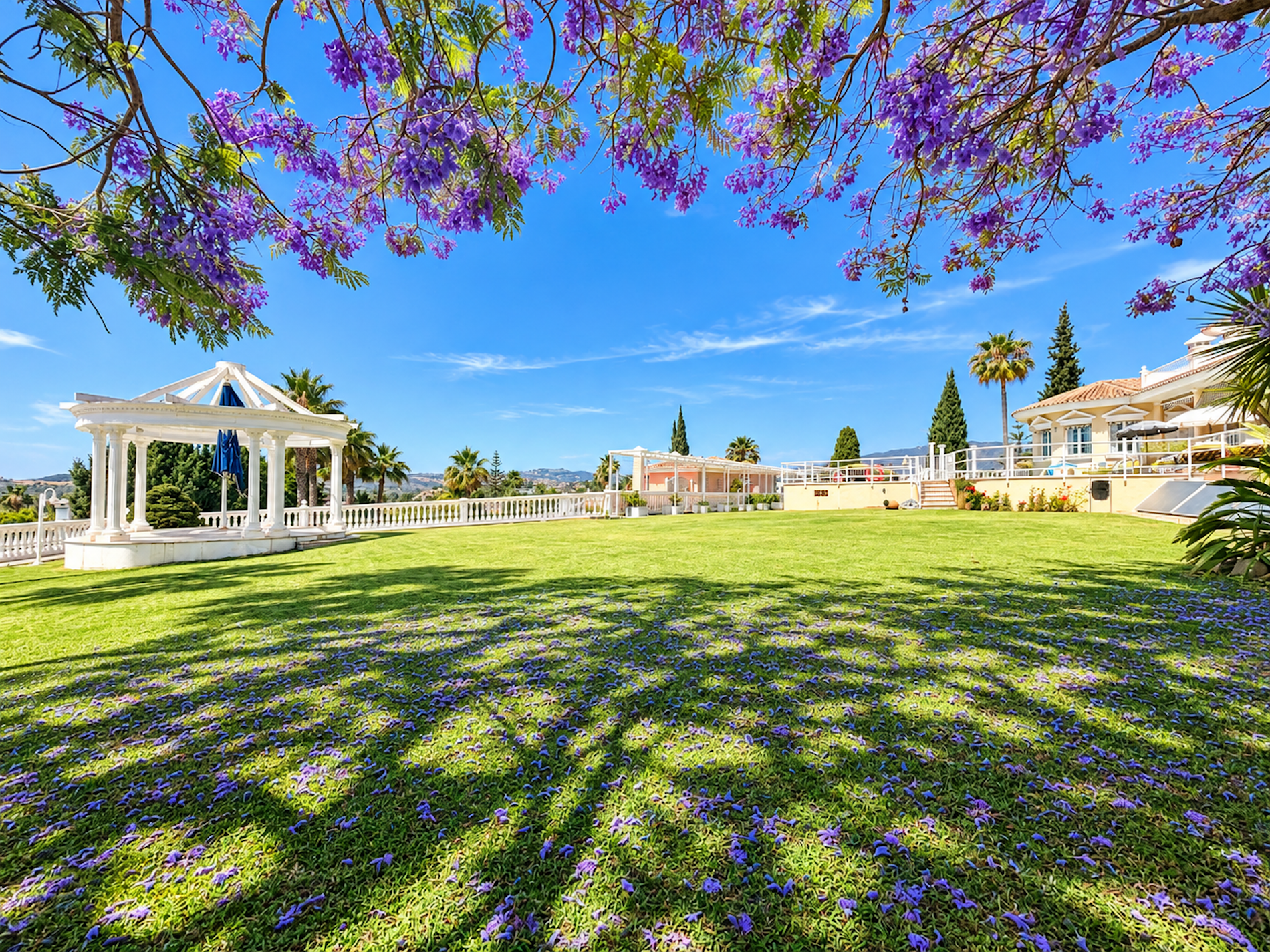 10 Bedroom Villa in Mijas - Photo 3
