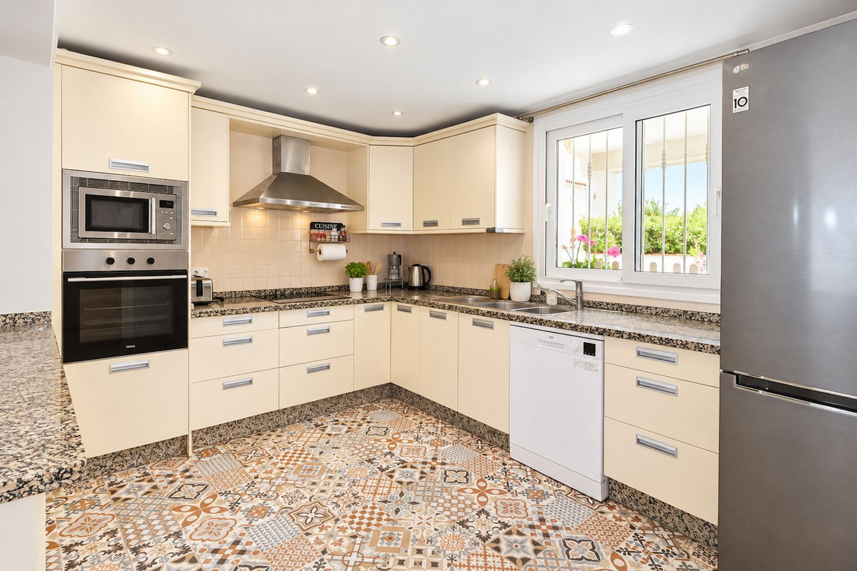 3 Bedroom Villa in Marbella - Foto 5