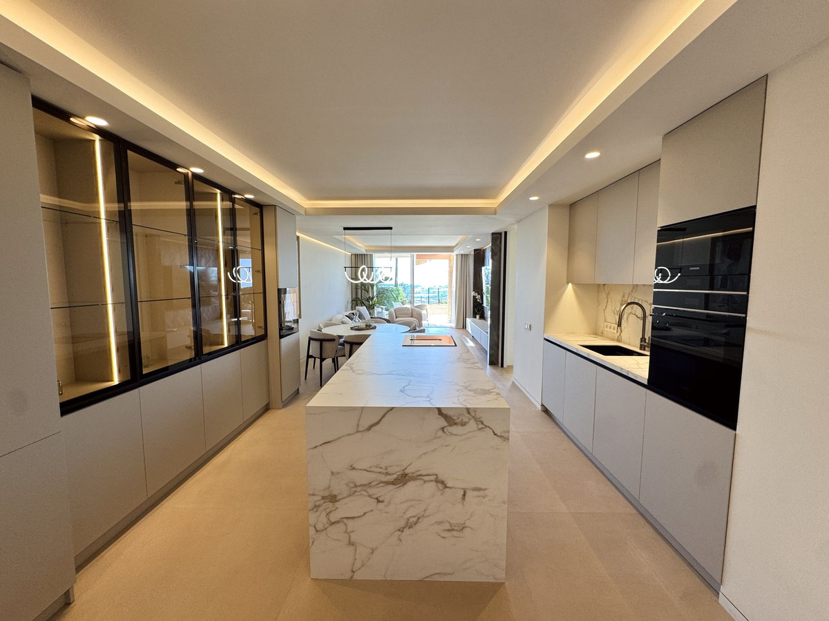 3 Bedroom Apartment in Marbella - Foto 9