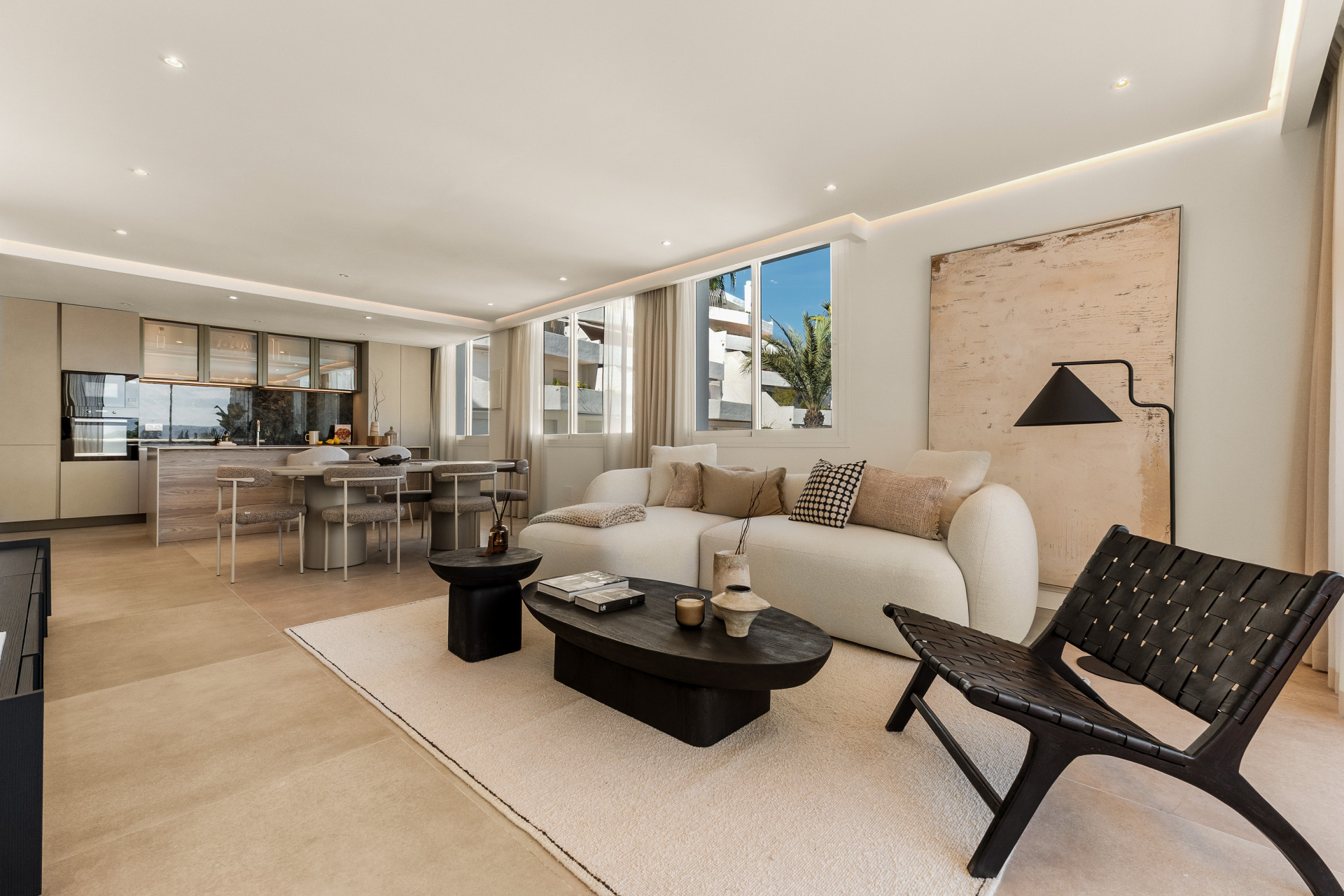 2 Bedroom Apartment in Marbella - Photo 18