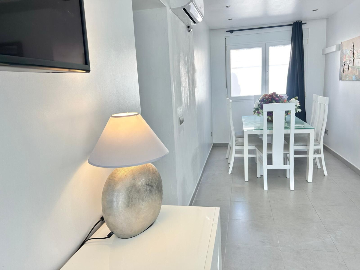 3 Bedroom Villa in Estepona - Foto 5