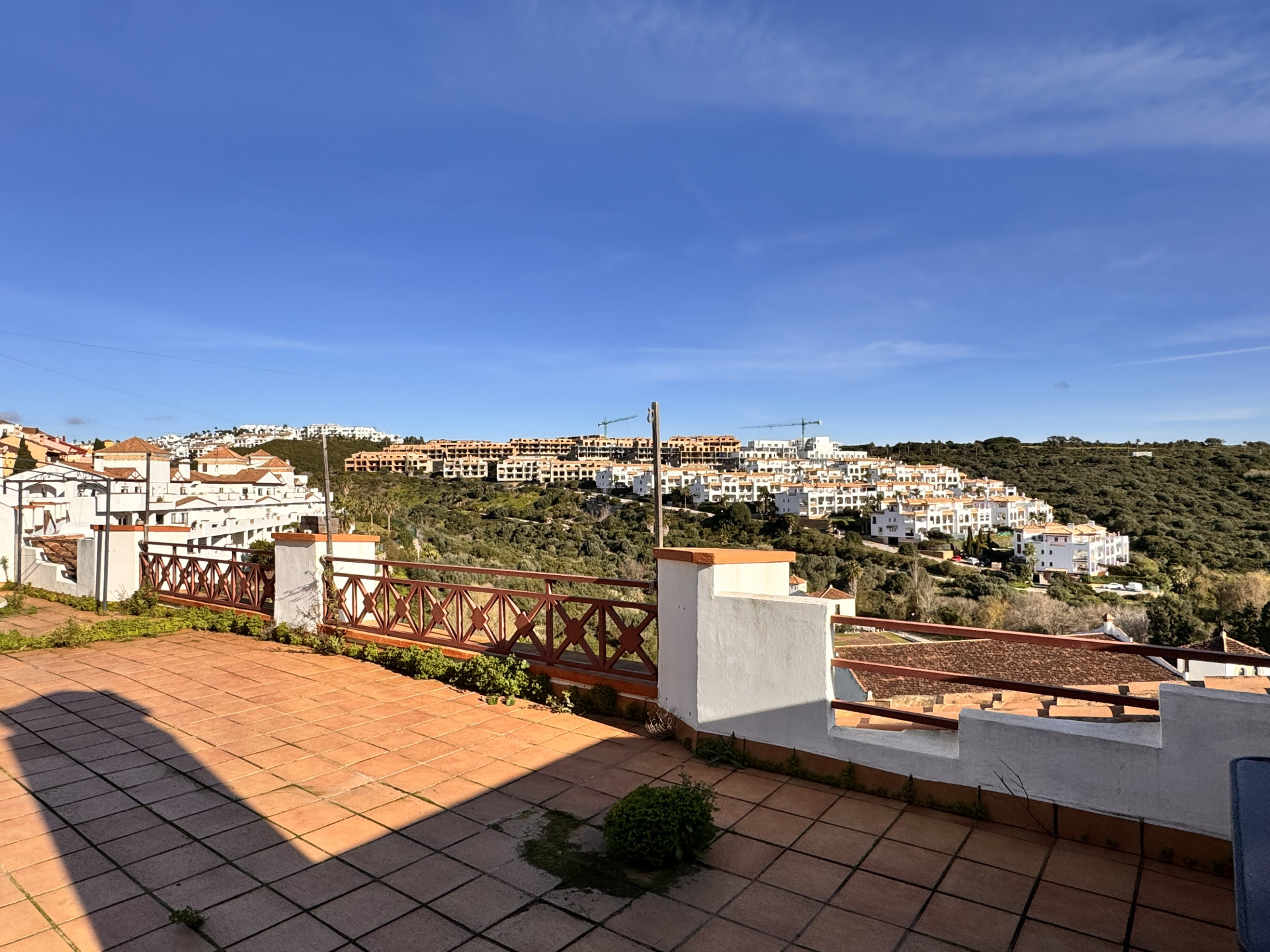 3 Bedroom Penthouse in La Alcaidesa - Photo 4