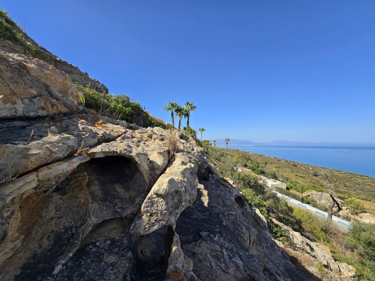 4,113 m² Plot in Manilva - Photo 2