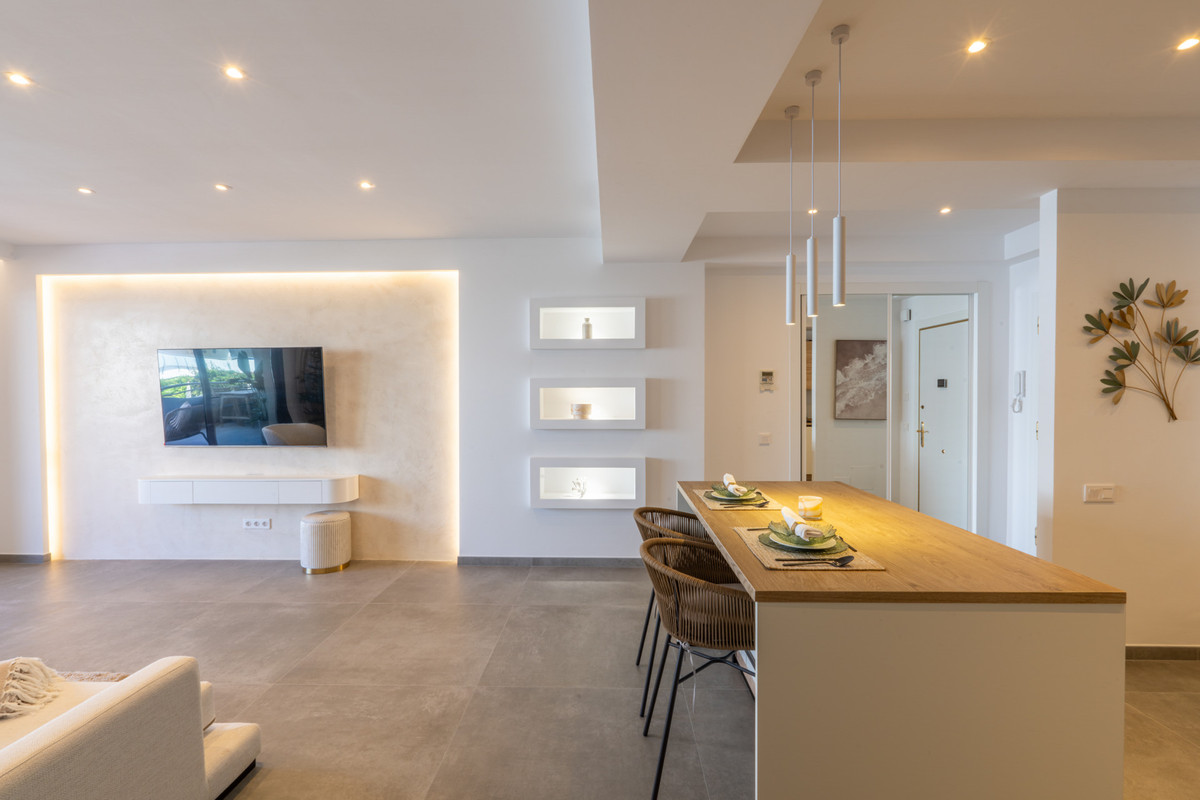 2 Bedroom Apartment in San Pedro de Alcántara - Фото 5