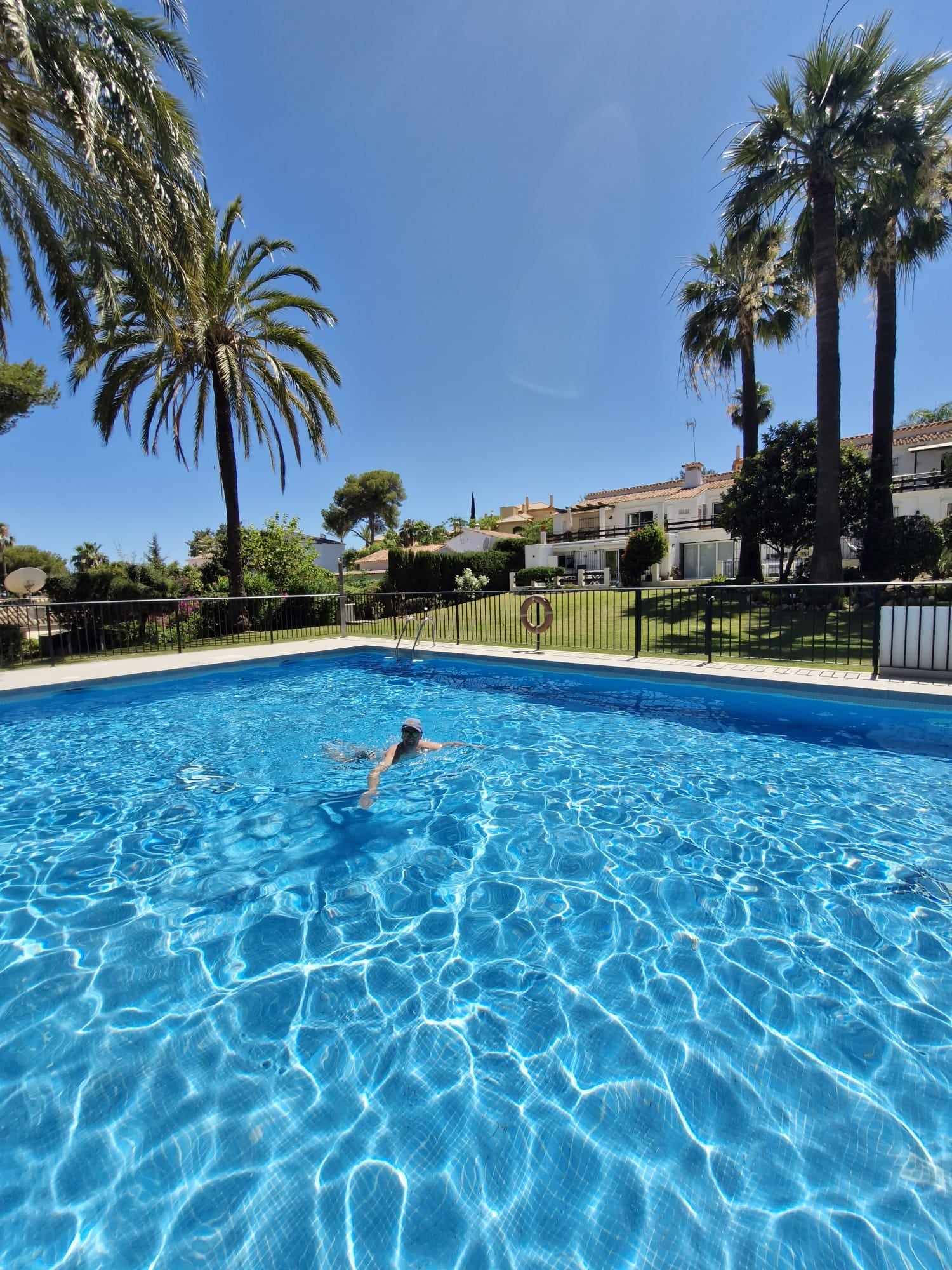 2 Bedroom Apartment in Marbella - Photo 20