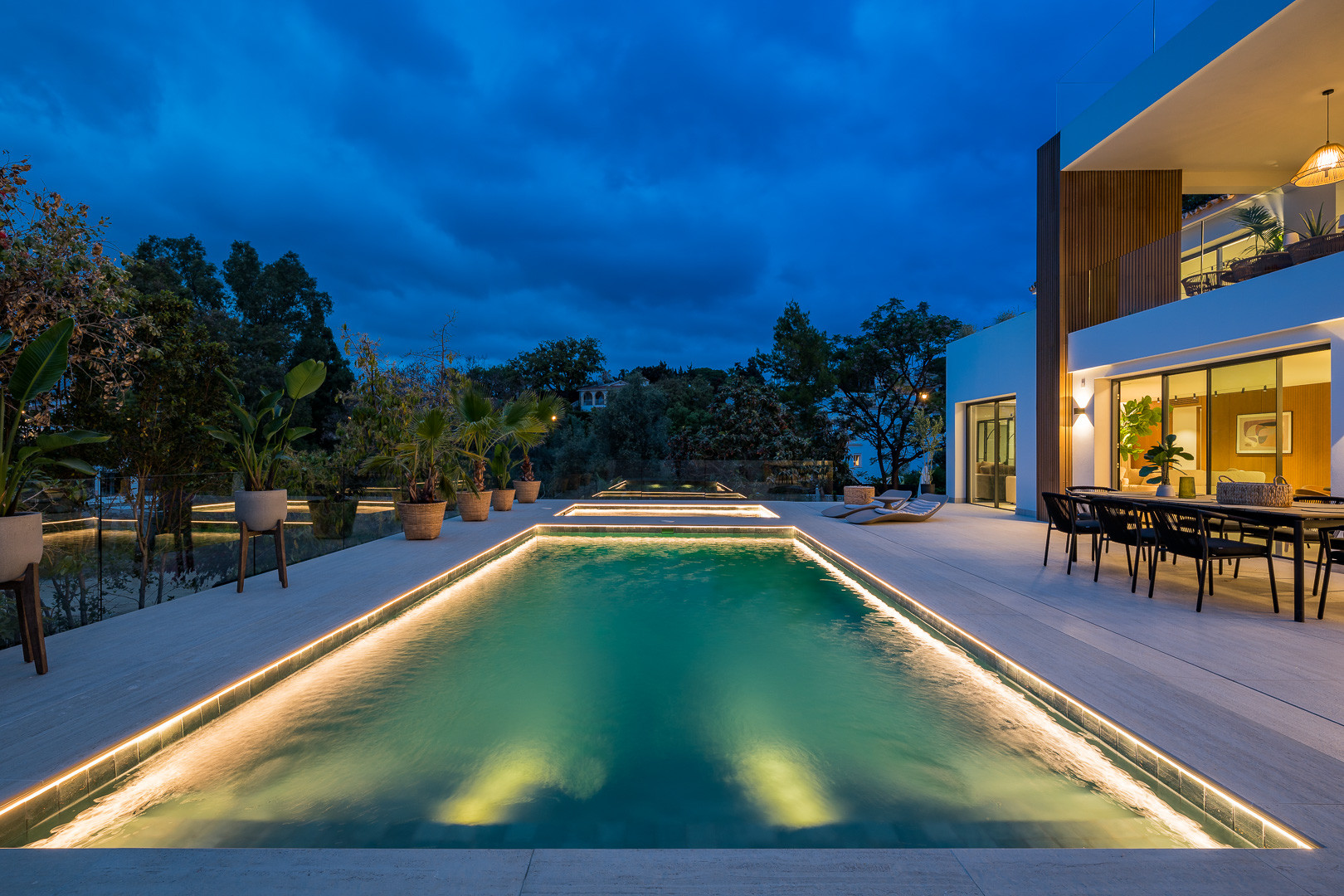 6 Bedroom Villa in Marbella - Photo 18