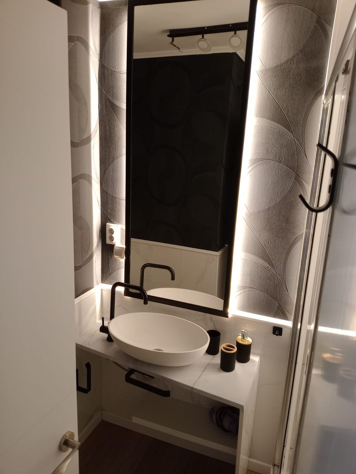 1 Bedroom Apartment in Benalmádena - Photo 7