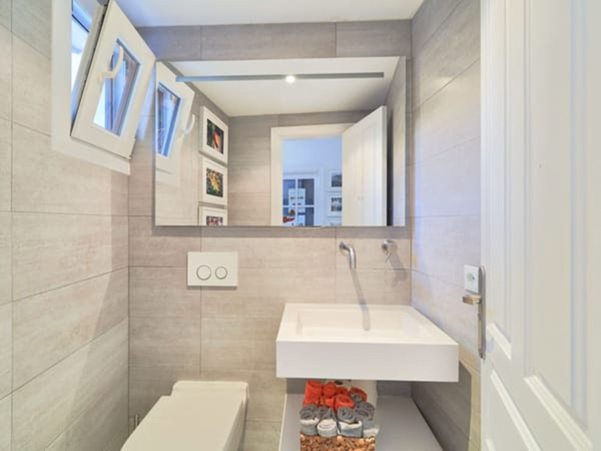 3 Bedroom Townhouse in Marbella - Photo 14