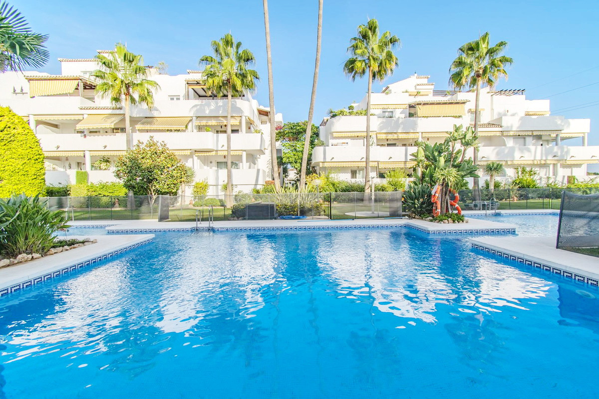 Apartamento com 4 quartos com piscina em Málaga, Espanha – Foto 26