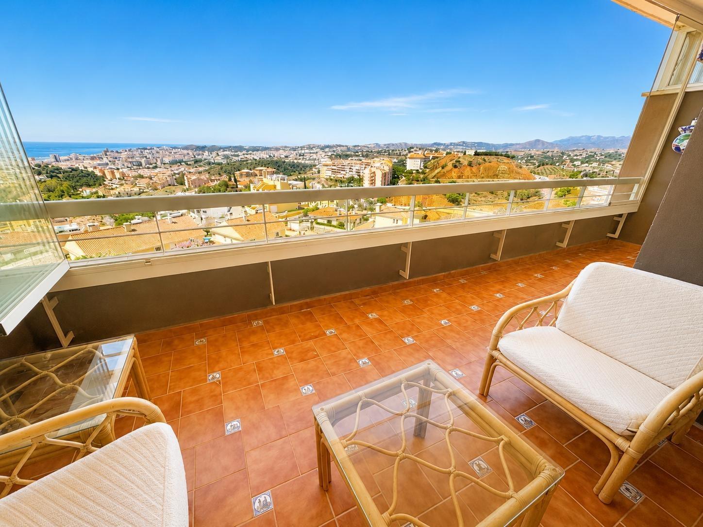 1 Bedroom Apartment in Fuengirola - Photo 4