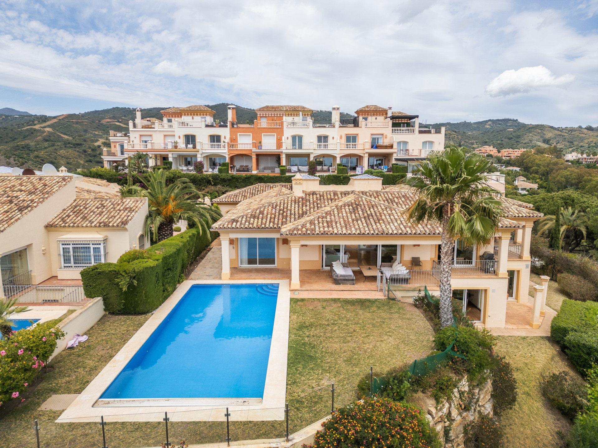 Villa in Elviria