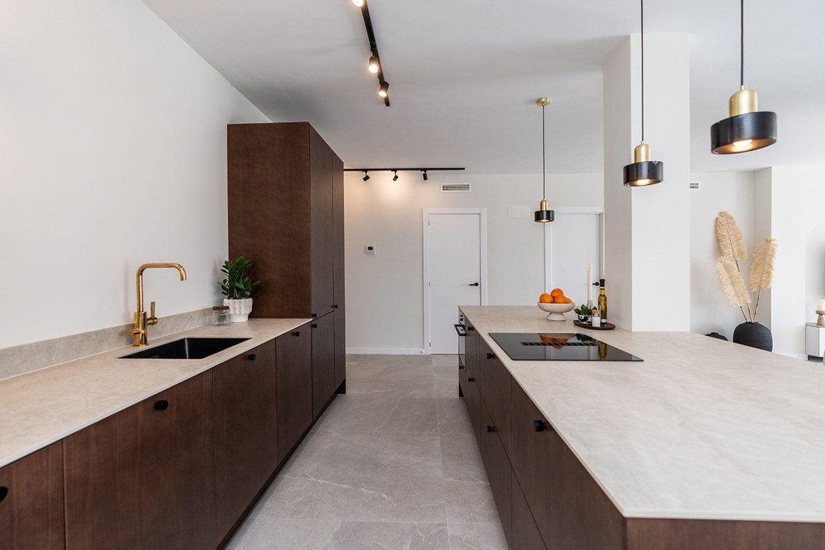 3 Bedroom Apartment in Benahavís - Photo 11