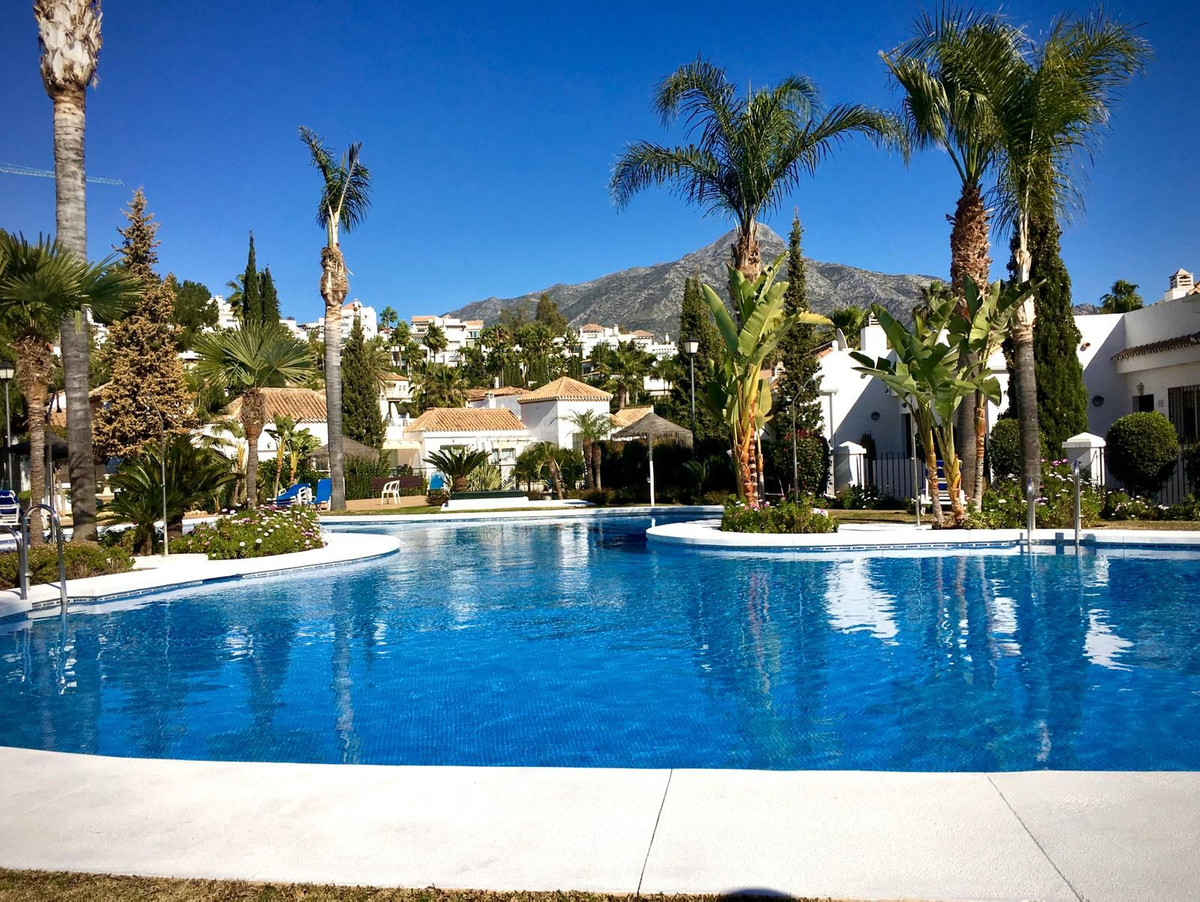 2 Bedroom Apartment in Marbella