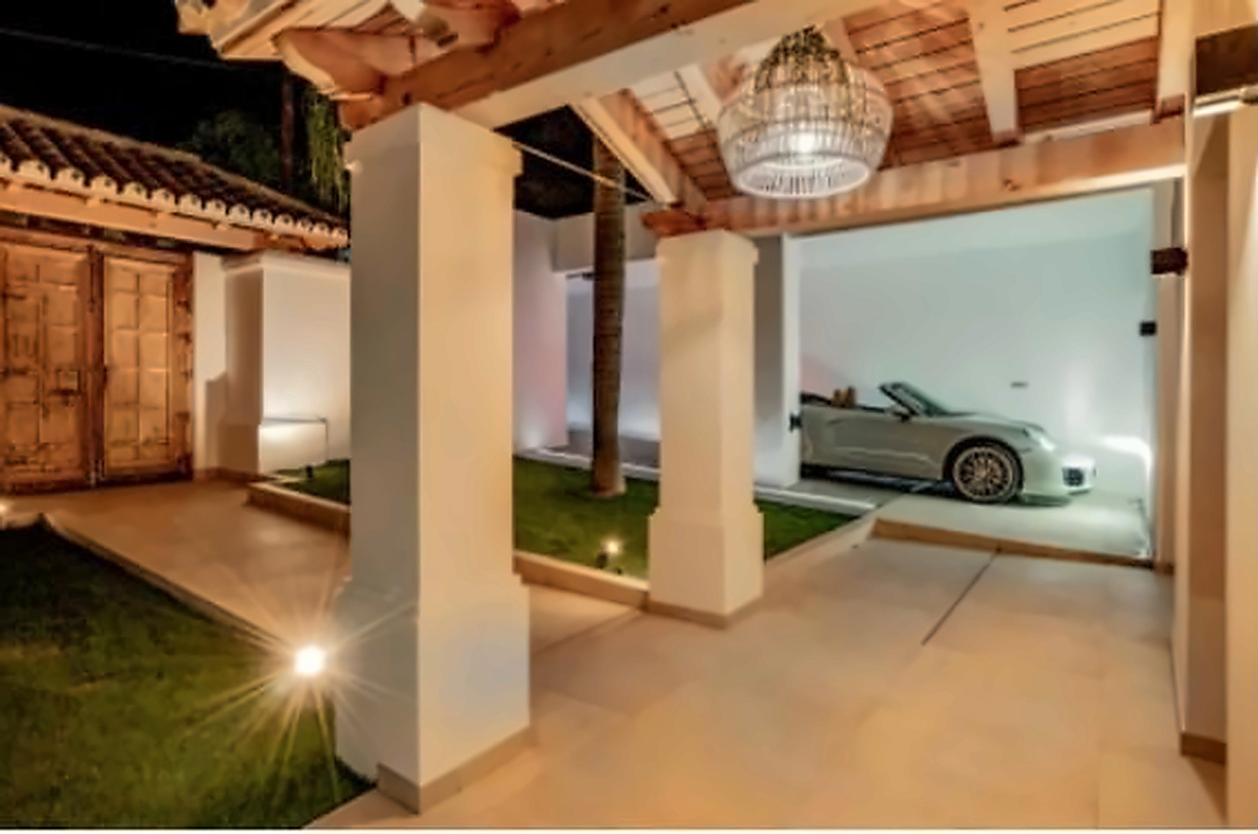 6 Bedroom Villa in Marbella - Photo 23
