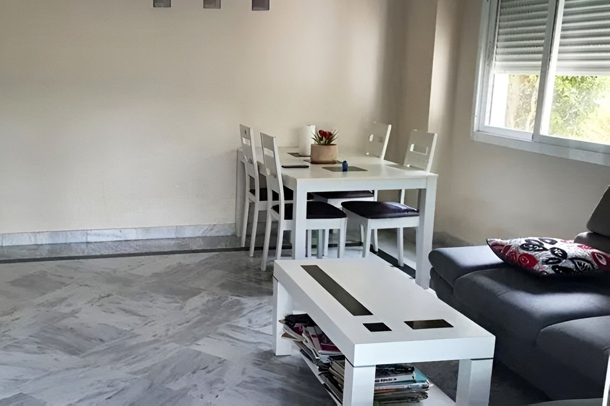 3 Bedroom Apartment in Marbella - Photo 7