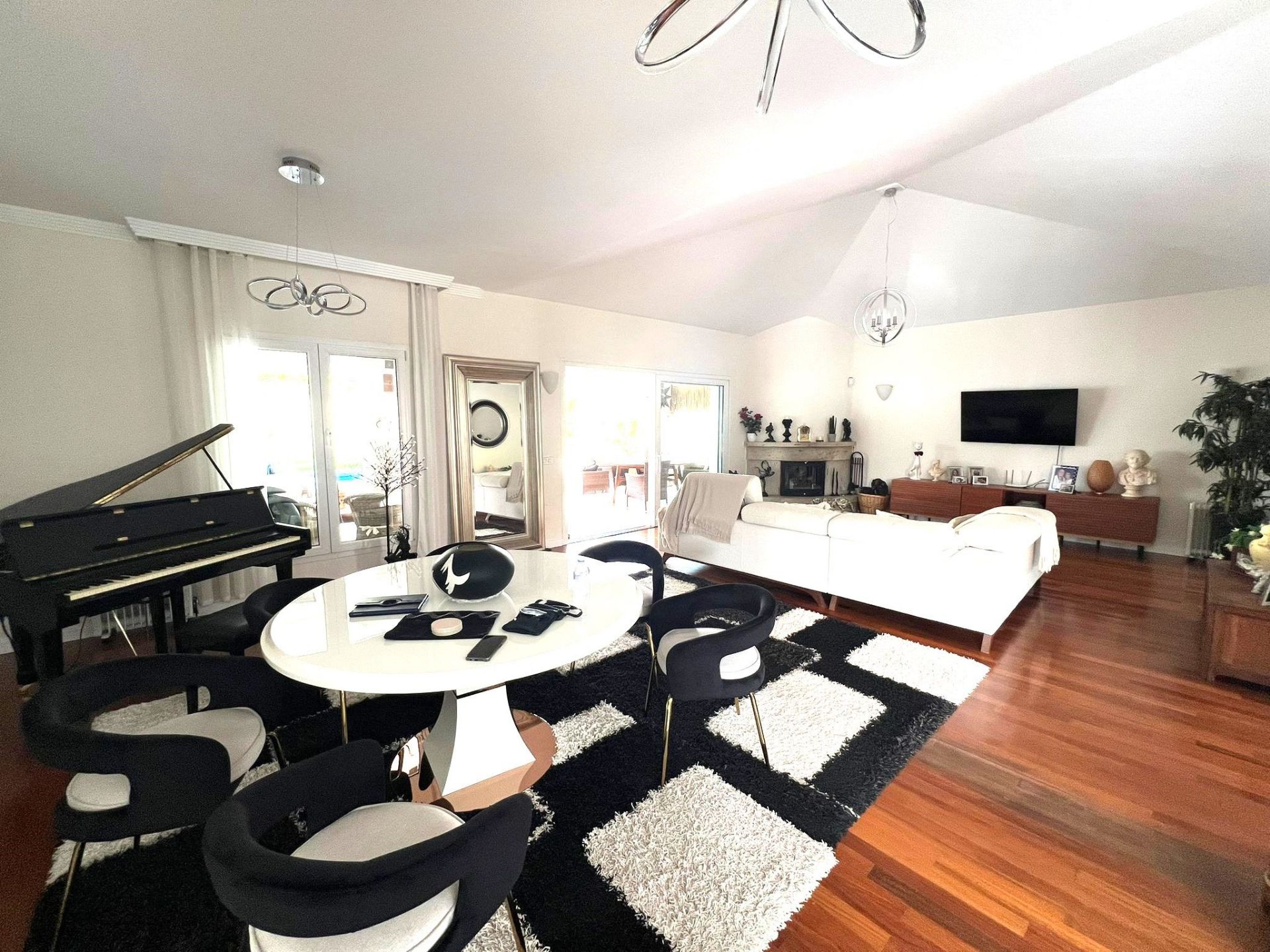 6 Bedroom Villa in Mijas - Photo 9