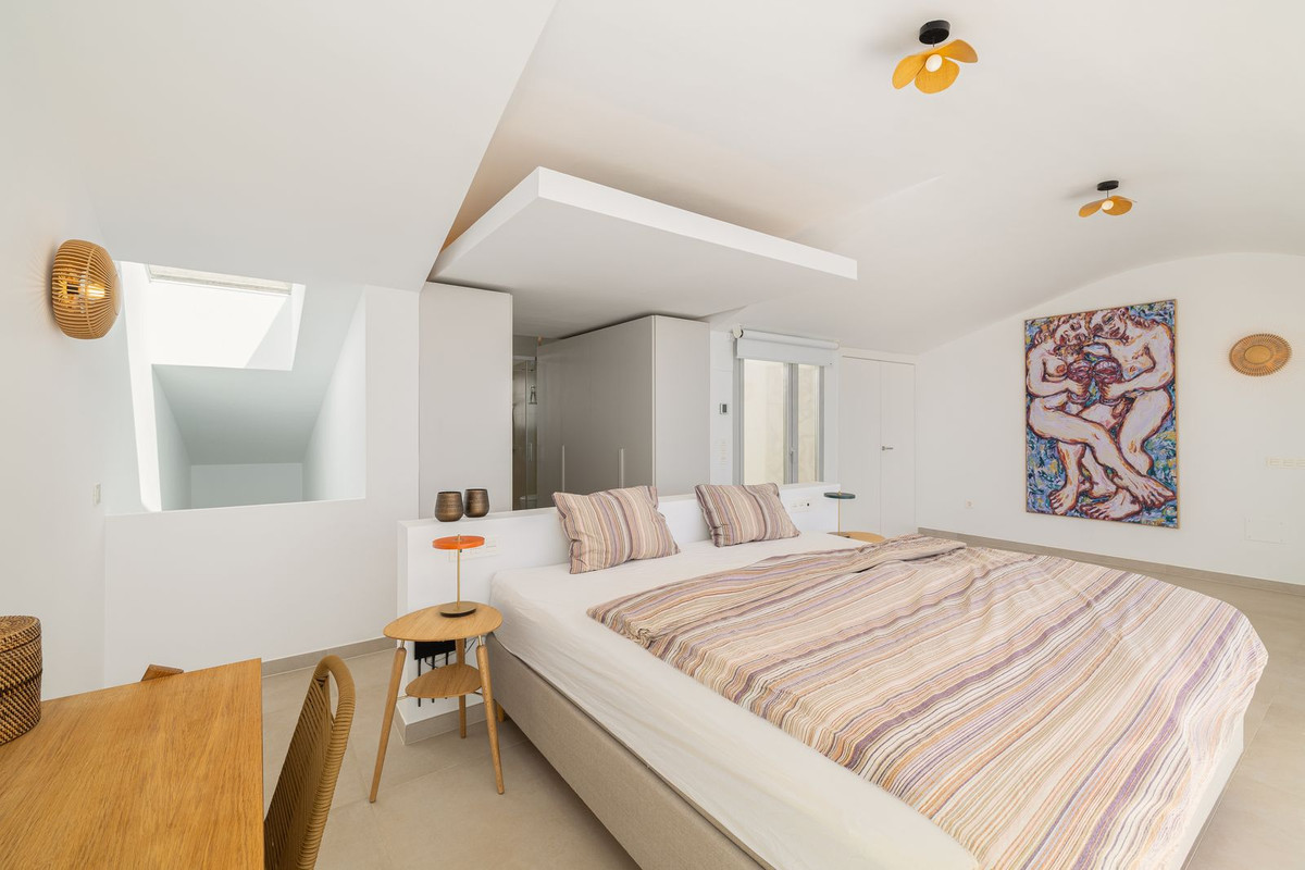 3 Bedroom Penthouse in Benalmádena - Photo 21