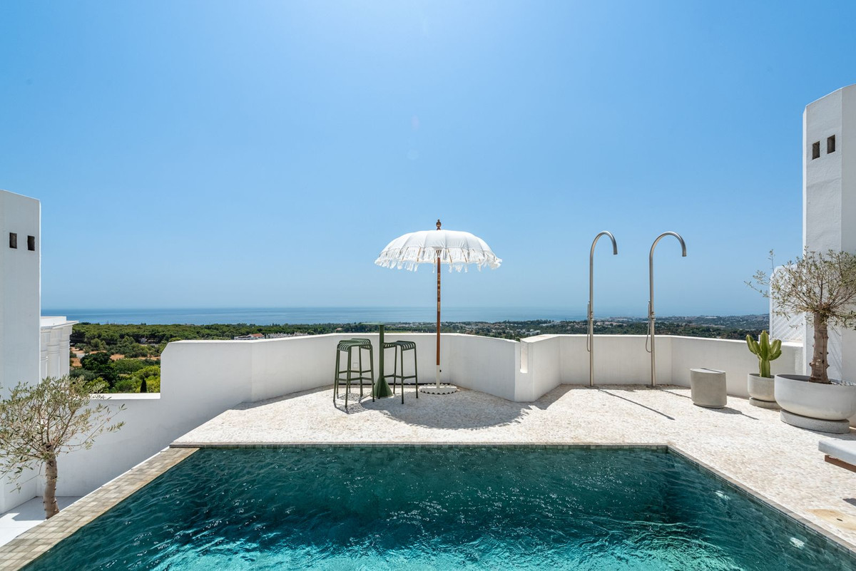 Piso de 3 dormitorios con piscina en Málaga – Foto 7