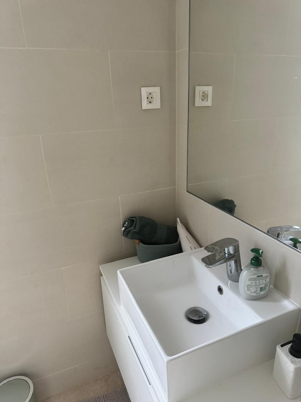 3 Bedroom Apartment in Estepona - Foto 15