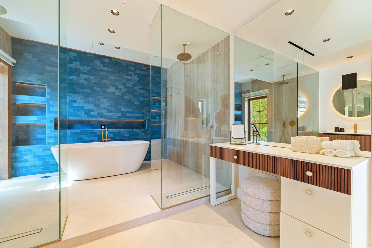 5 Bedroom Villa in Marbella - Photo 60