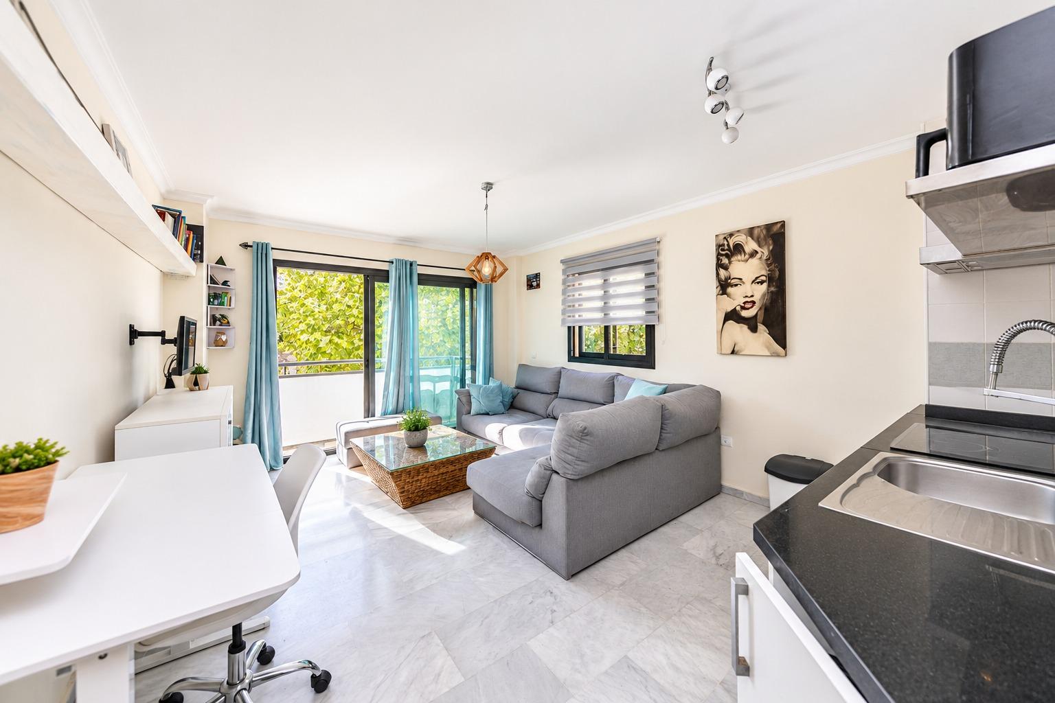 1 Bedroom Apartment in Mijas - Photo 14