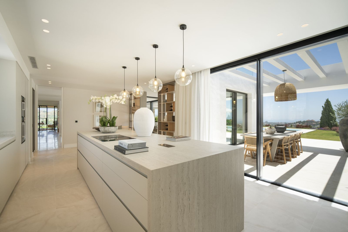 8 Bedroom Villa in Benahavís - Foto 23