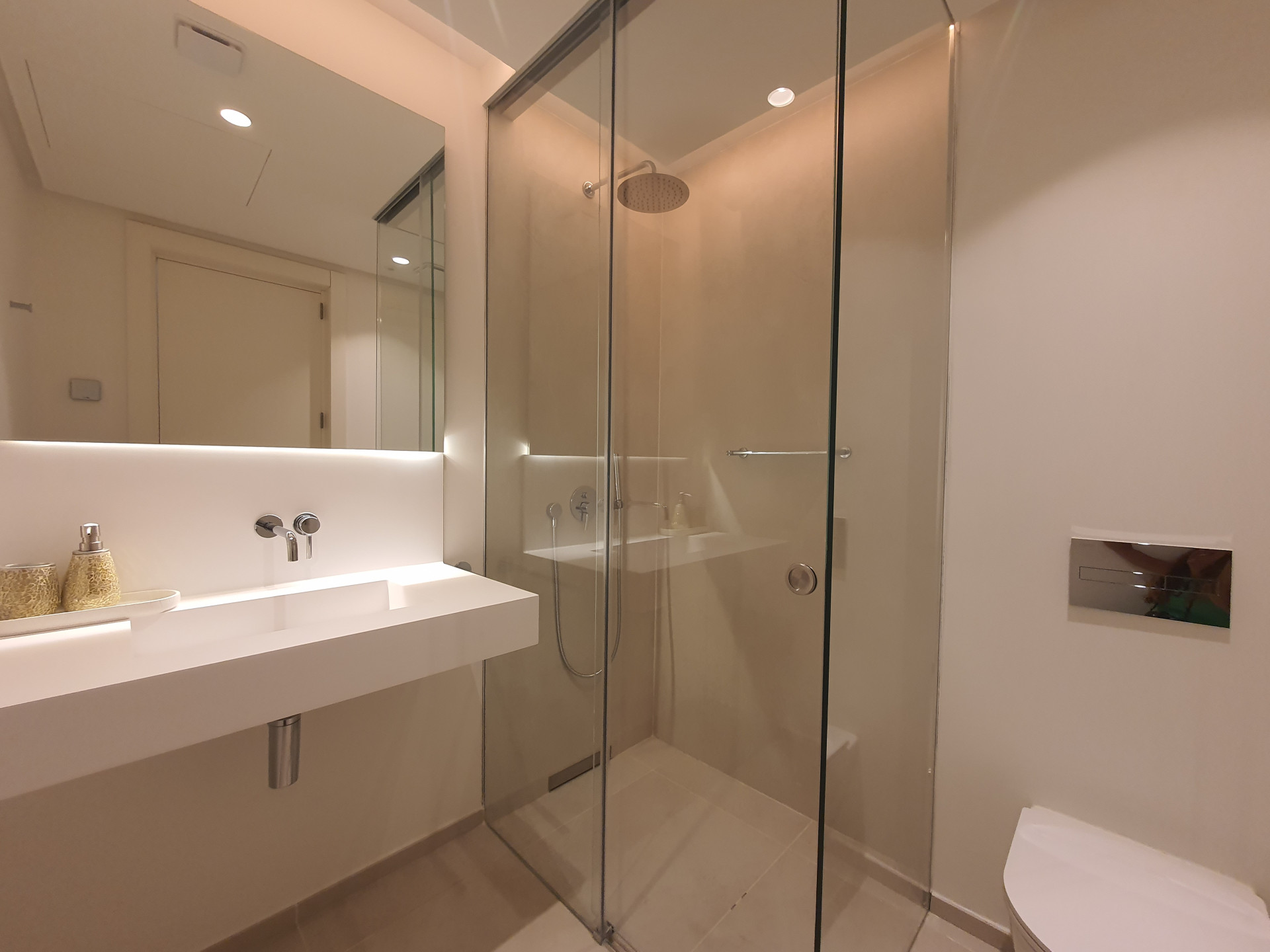 Piso de 3 dormitorios con piscina en Málaga – Foto 12