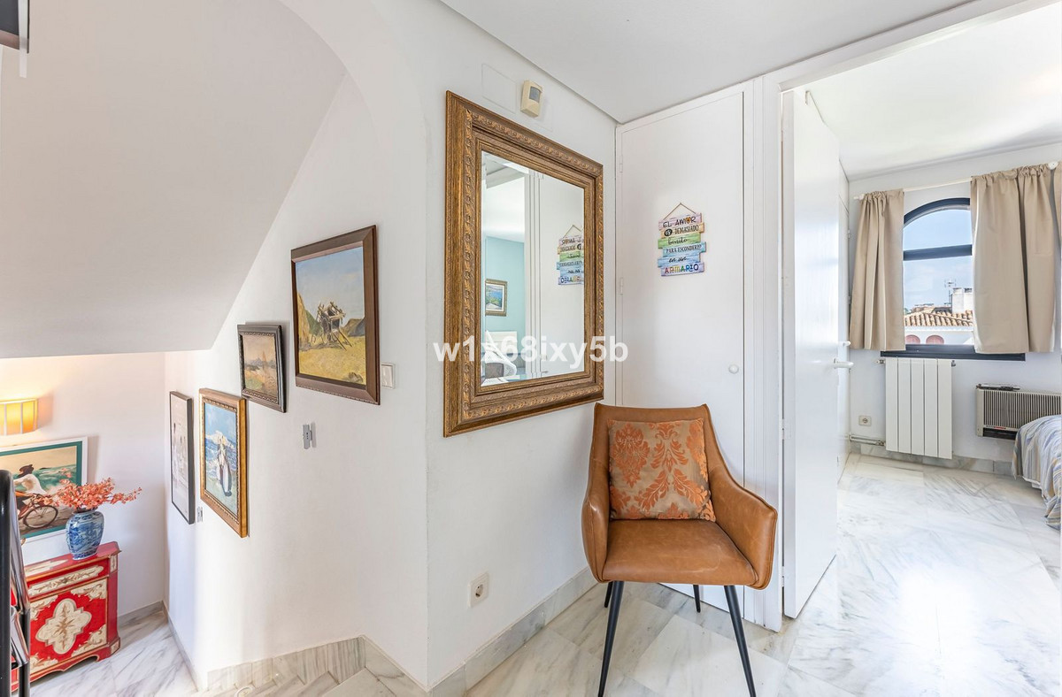 3 Bedroom Townhouse in Estepona - Фото 22
