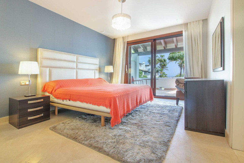 3 Bedroom Townhouse in Benahavís - Photo 19