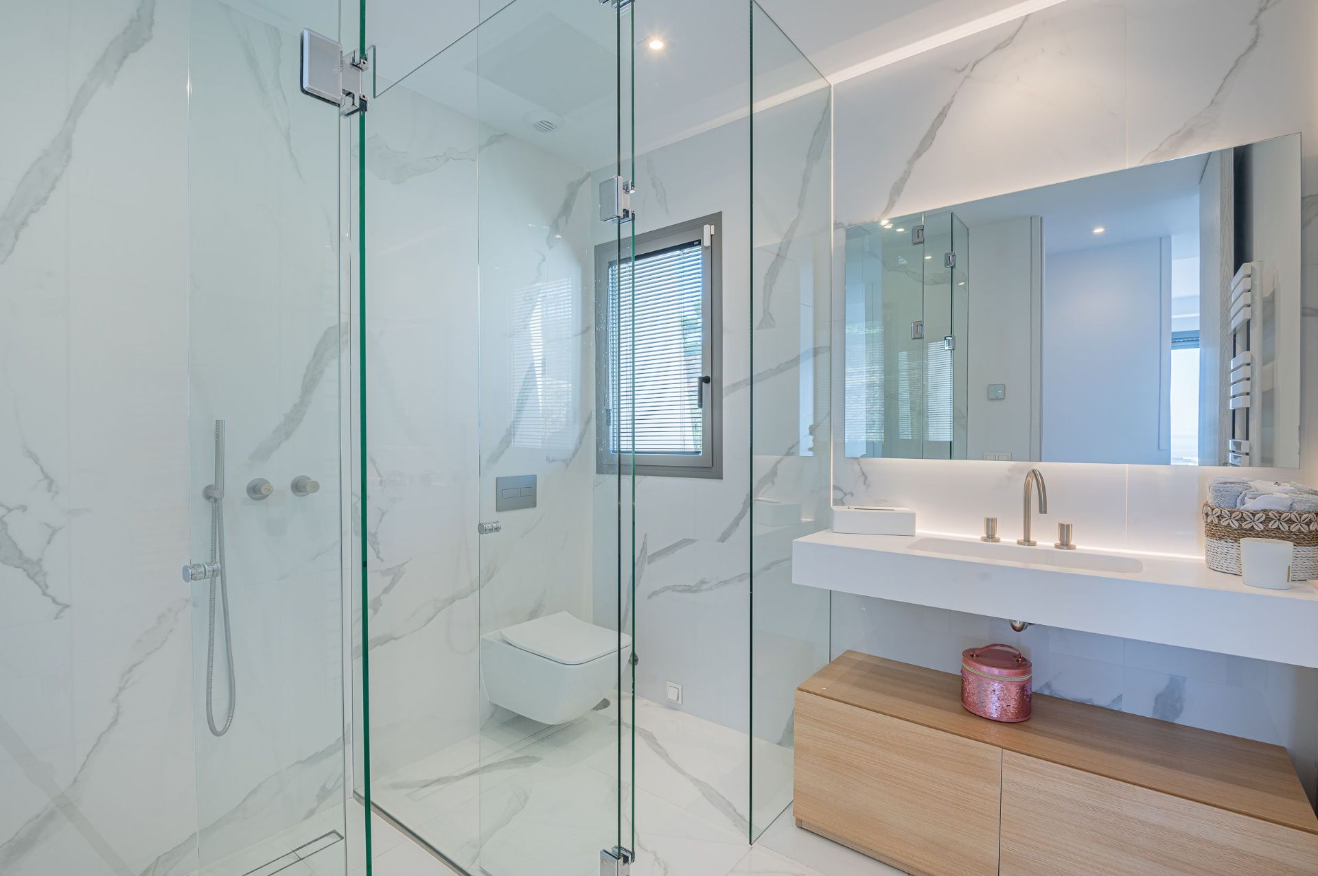 3 Bedroom Apartment in Benahavís - Photo 28