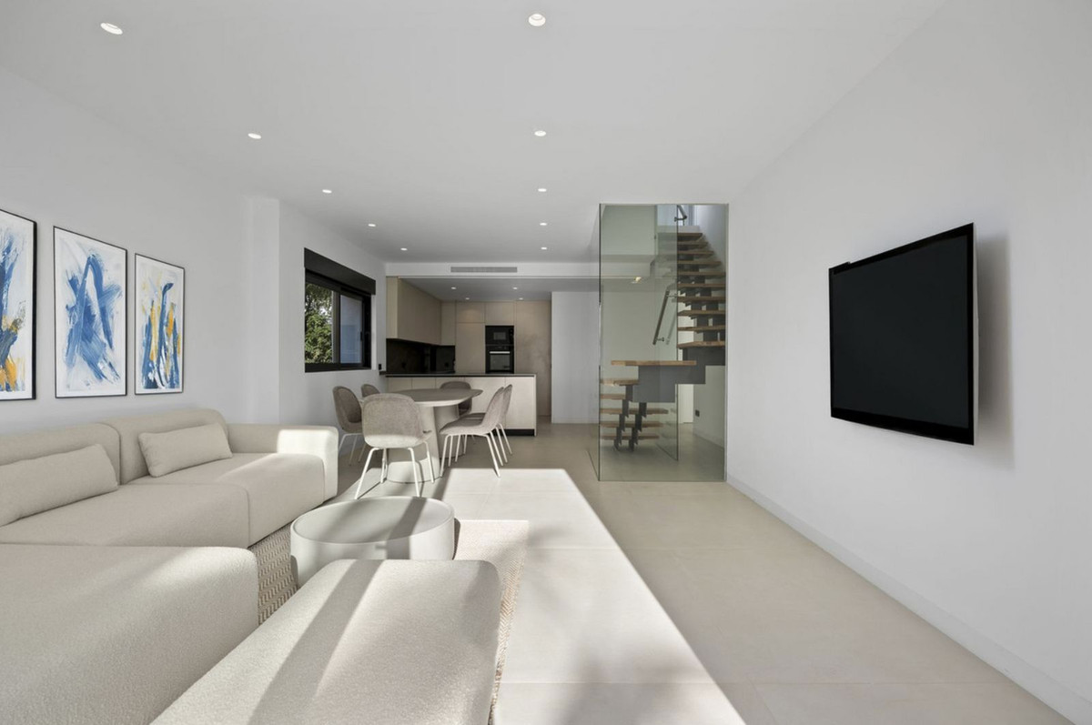 3 Bedroom Penthouse in Estepona - Foto 11
