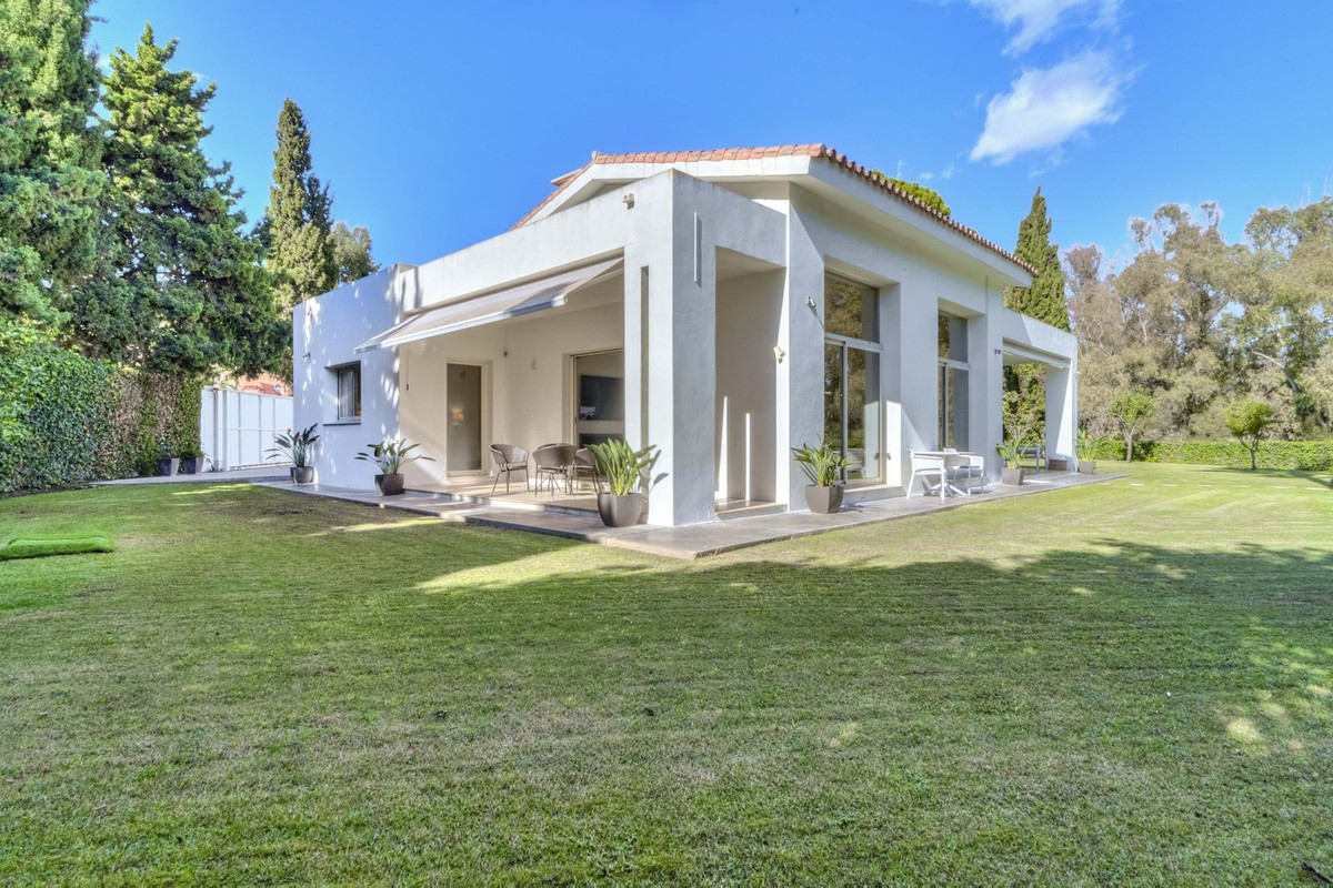 3 Bedroom Villa in San Pedro de Alcántara - Foto 34