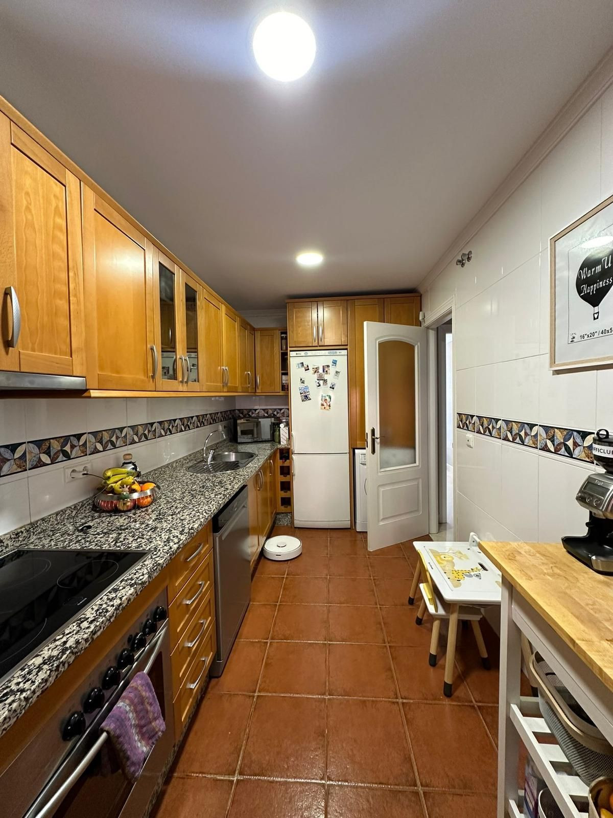 2 Bedroom Apartment in Marbella - Photo 3