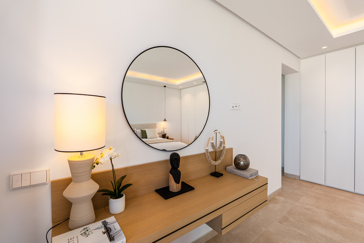 4 Bedroom Villa in Marbella - Photo 15