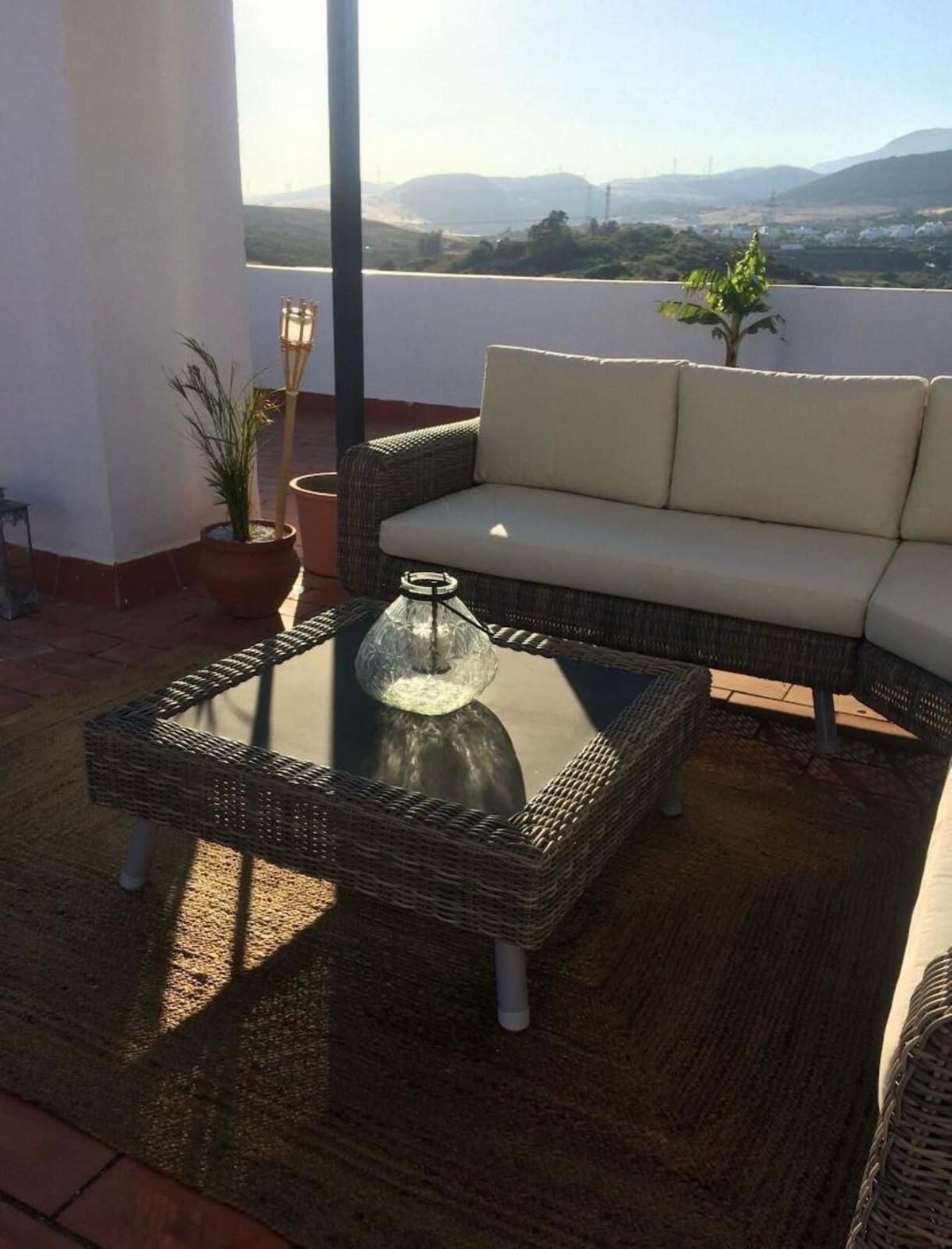 2 Bedroom Penthouse in Estepona - Photo 31
