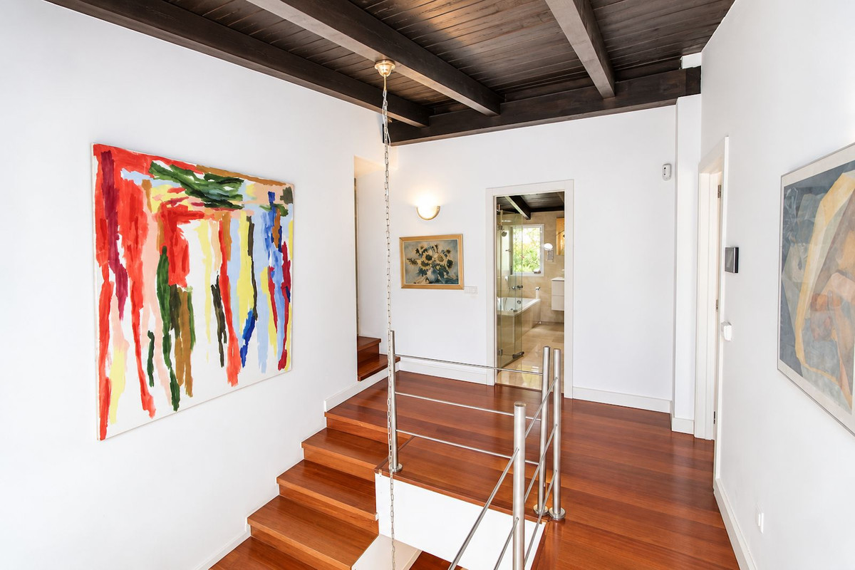 3 Bedroom Villa in Marbella - Photo 21
