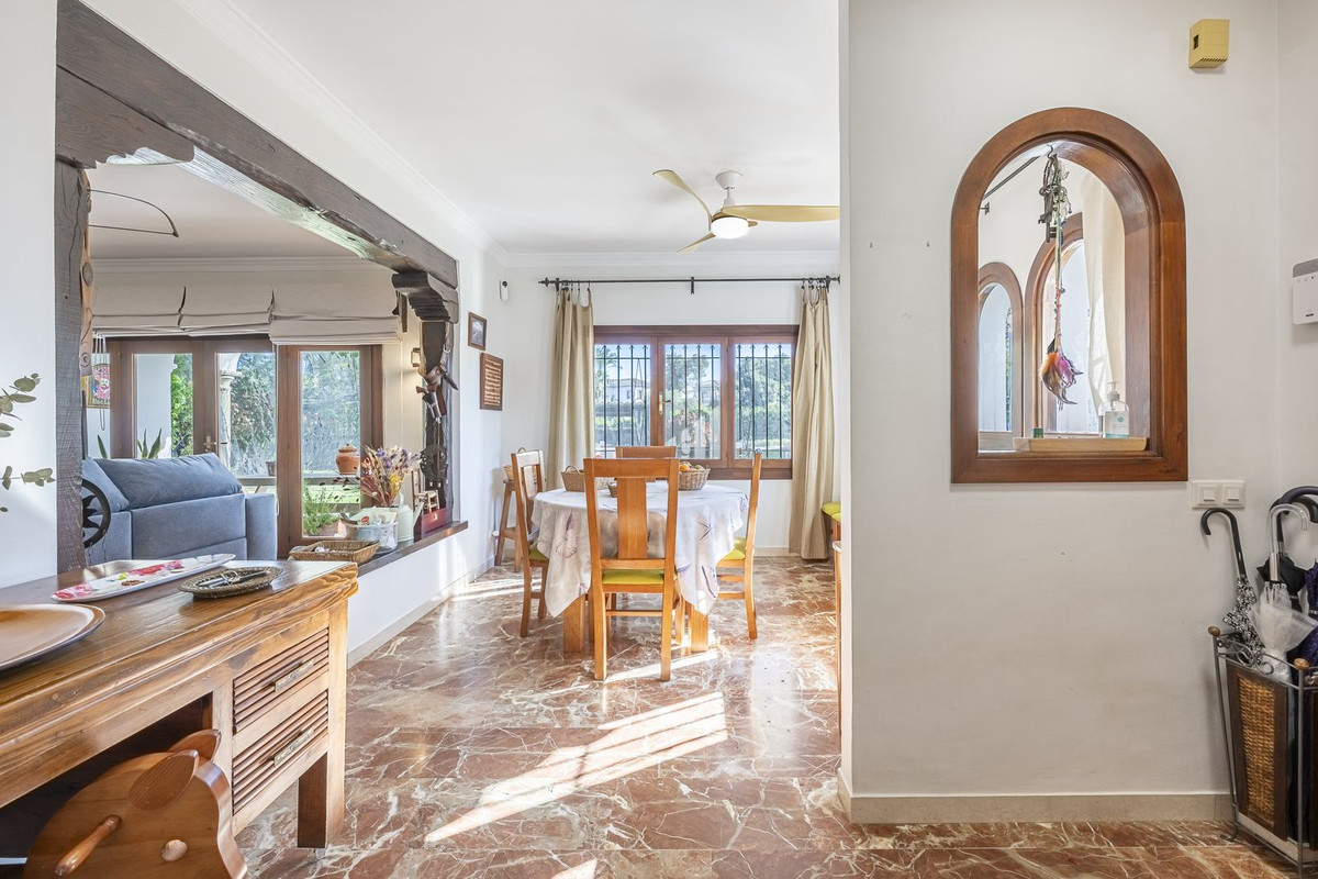3 Bedroom Villa in San Pedro de Alcántara - Фото 9
