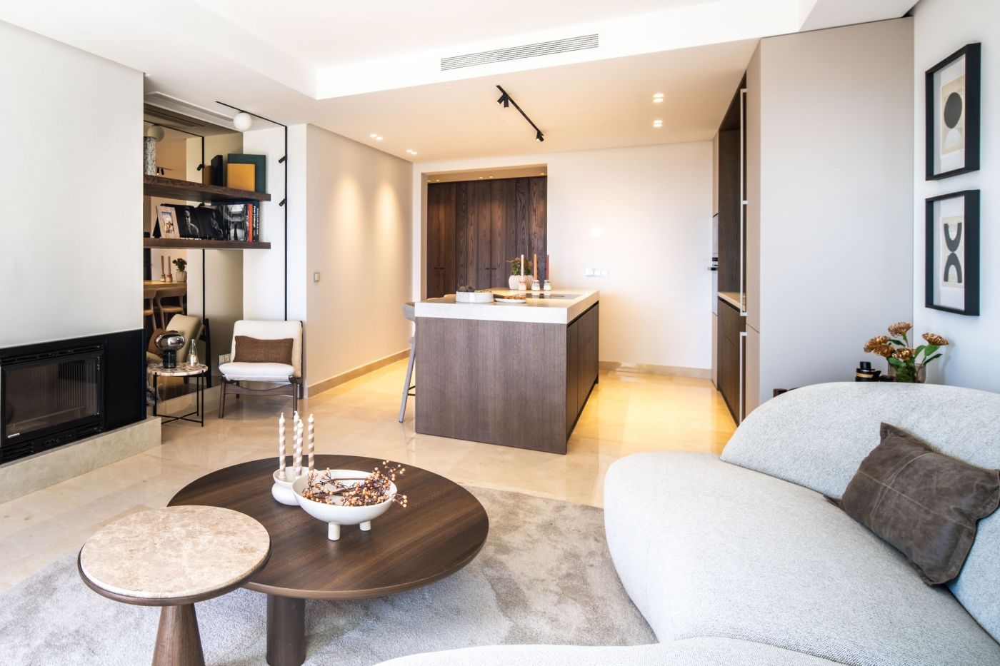 3 Bedroom Penthouse in Benahavís - Photo 4
