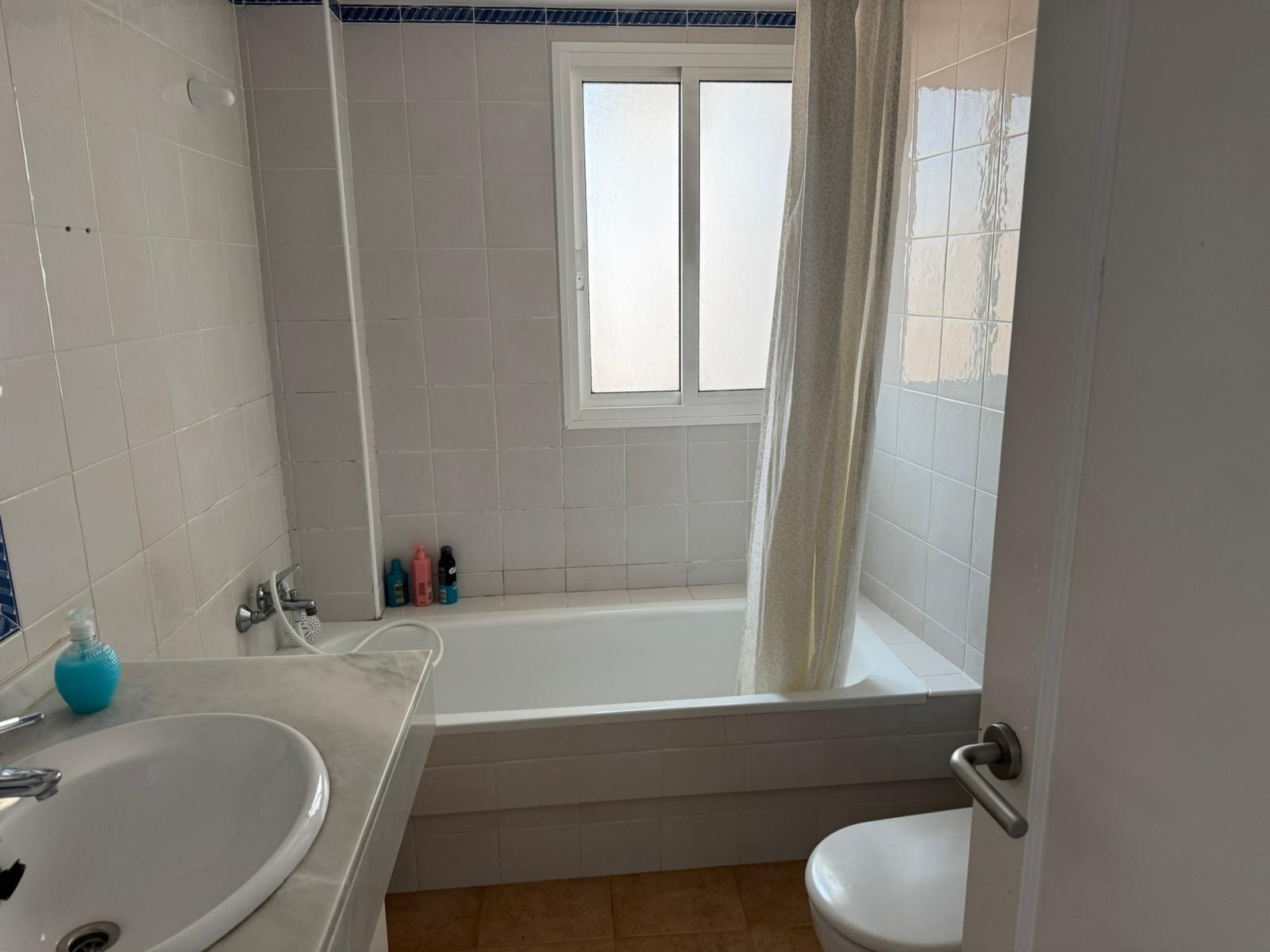 Piso de 2 dormitorios en Baleares – Foto 17