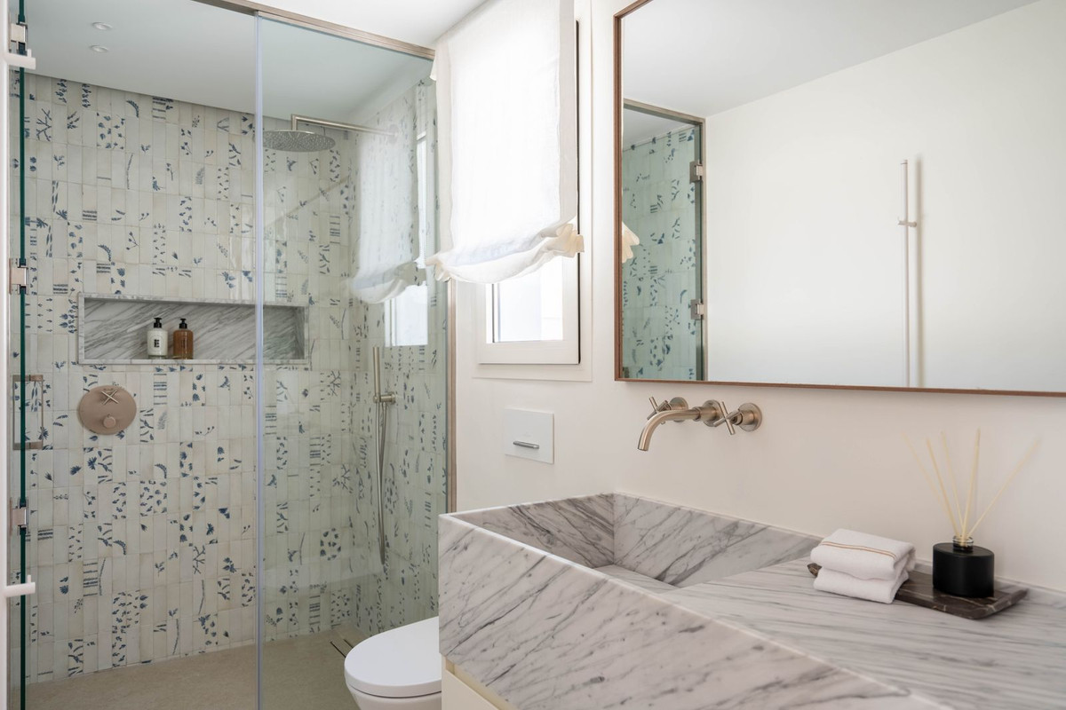 3 Bedroom Villa in Marbella - Photo 16