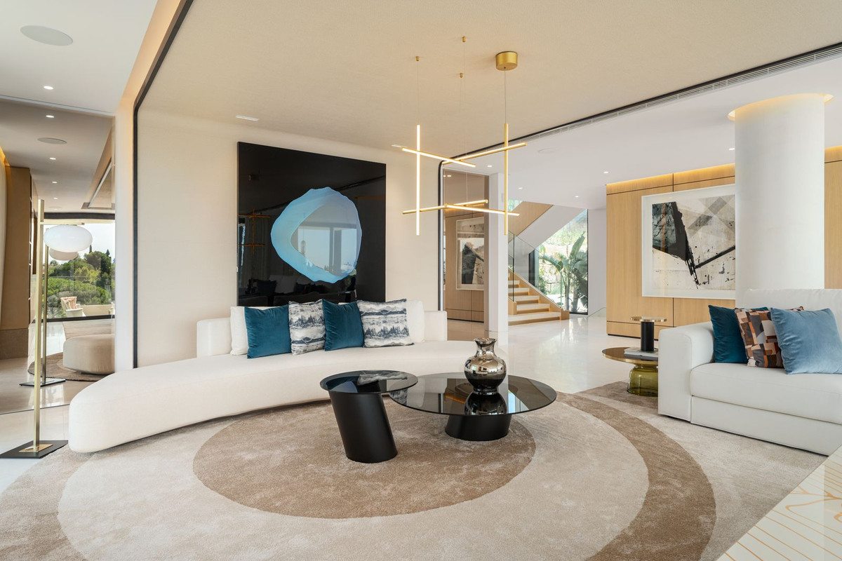 5 Bedroom Villa in Marbella - Фото 9