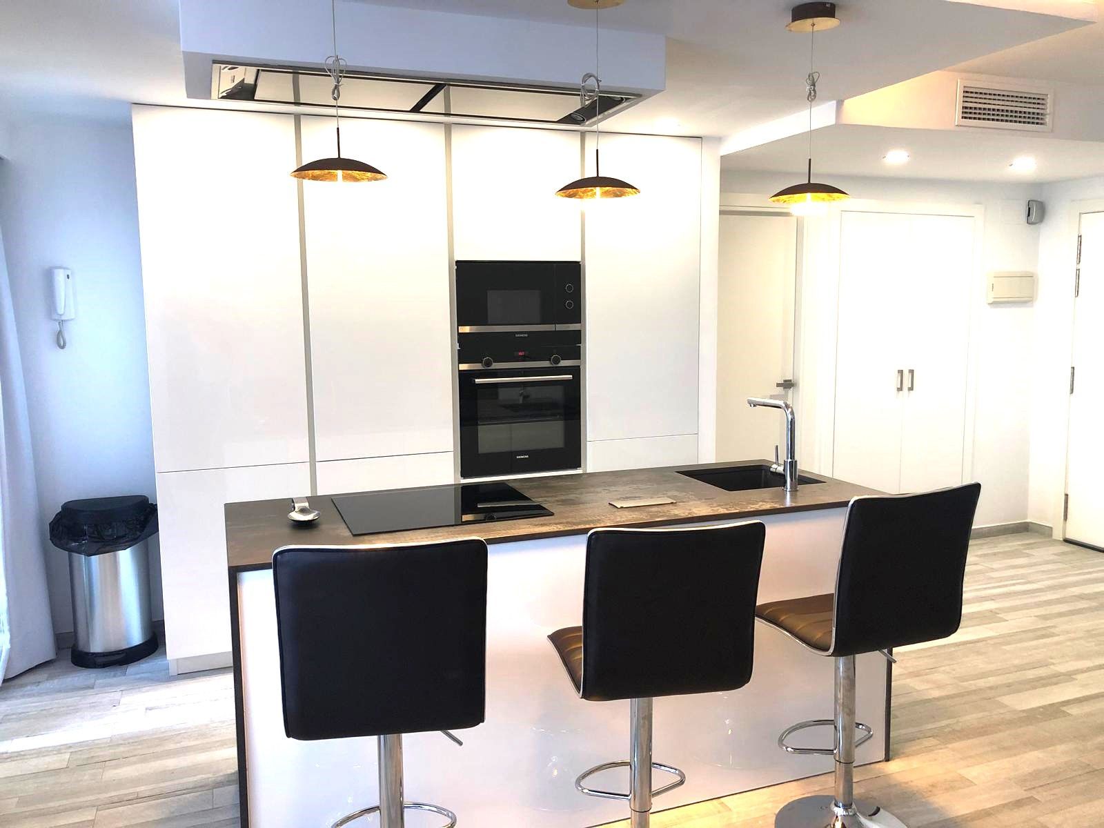 2 Bedroom Apartment in Marbella - Photo 6