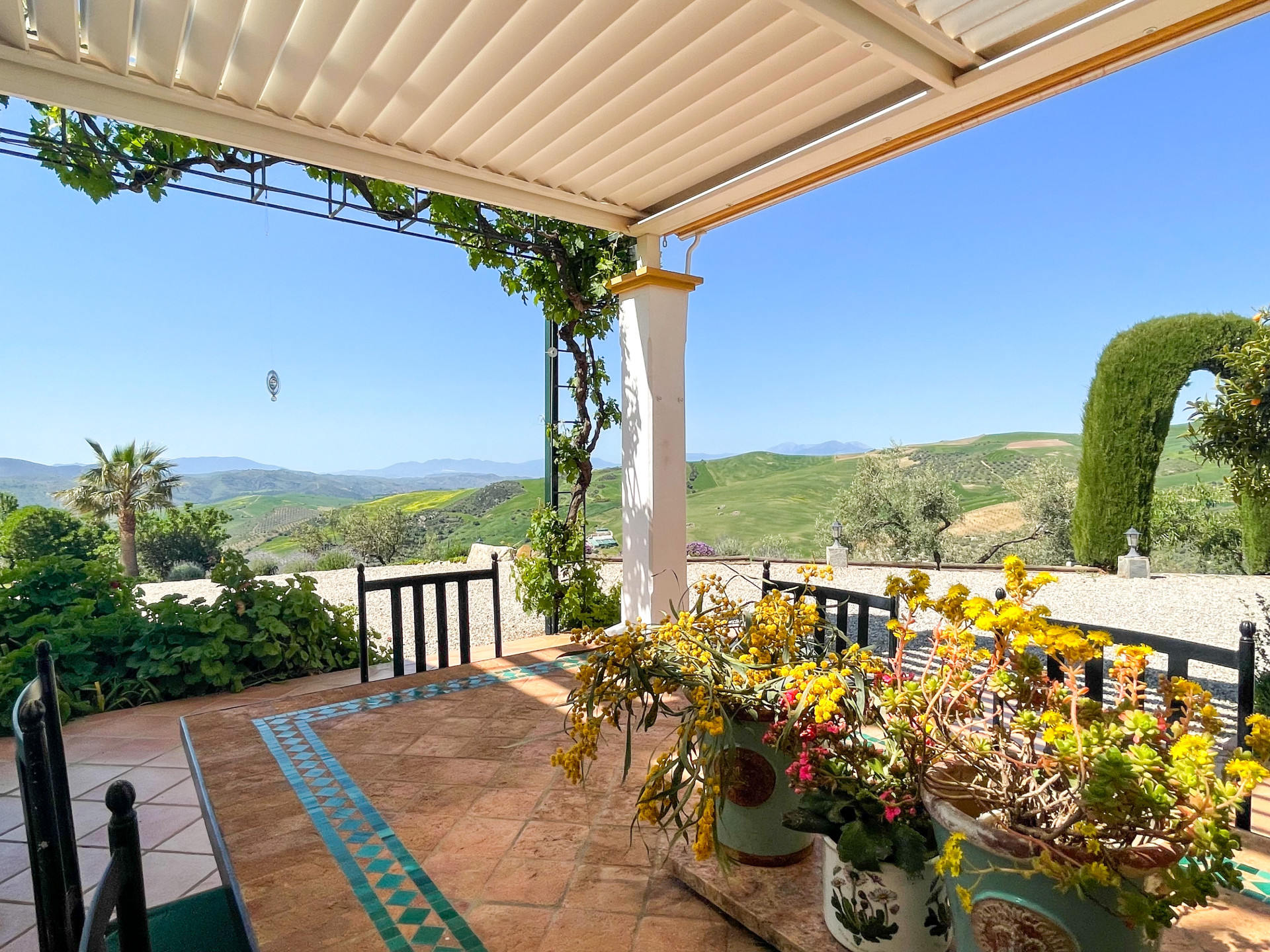 4 Bedroom Villa in Villanueva de la Concepción - Photo 4