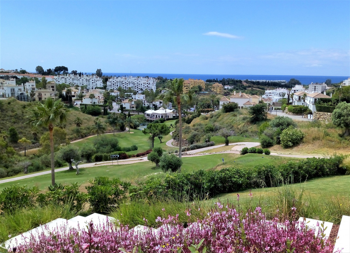 1,058 m² Plot in Estepona - Photo 11