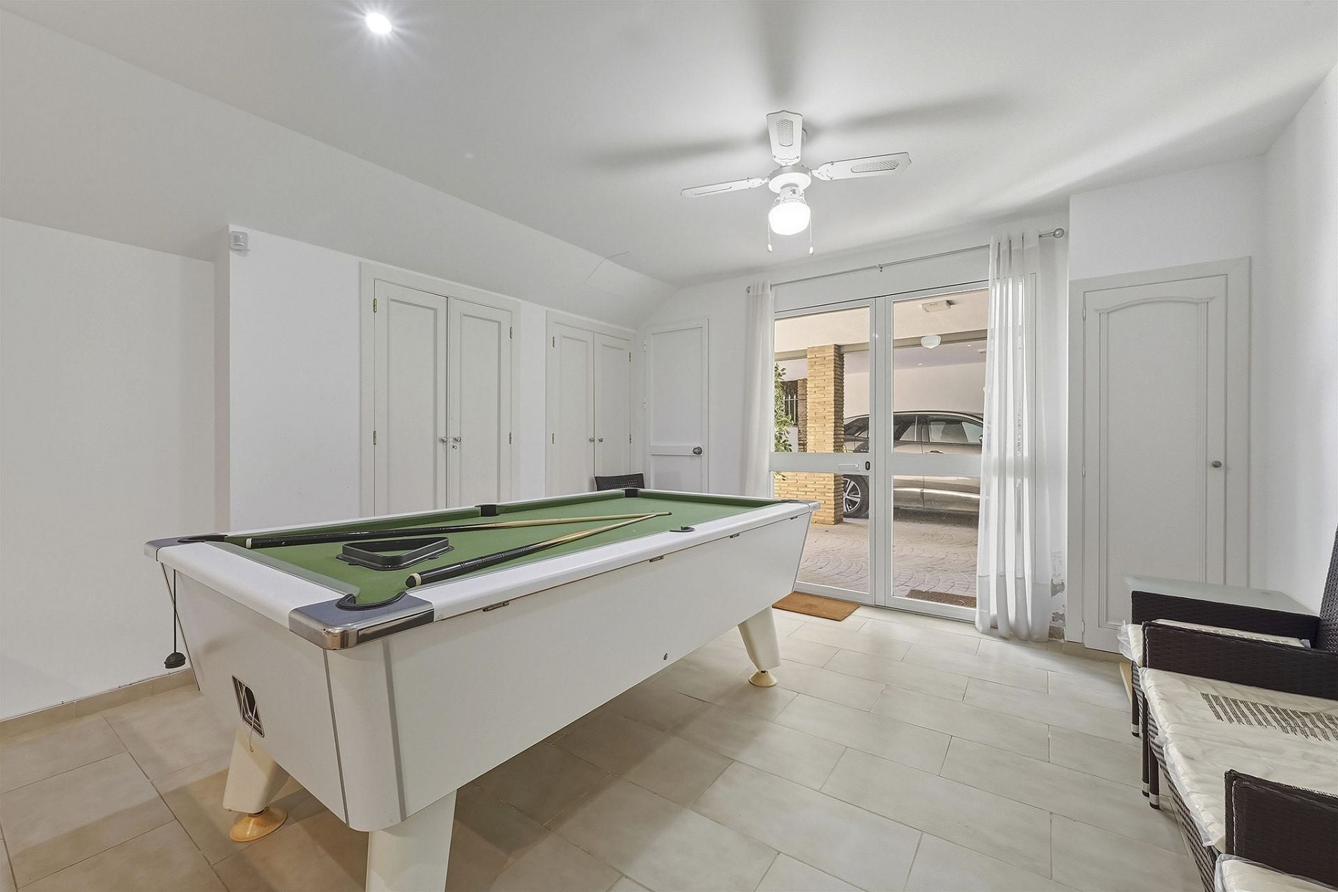 8 Bedroom Villa in Marbella - Photo 16