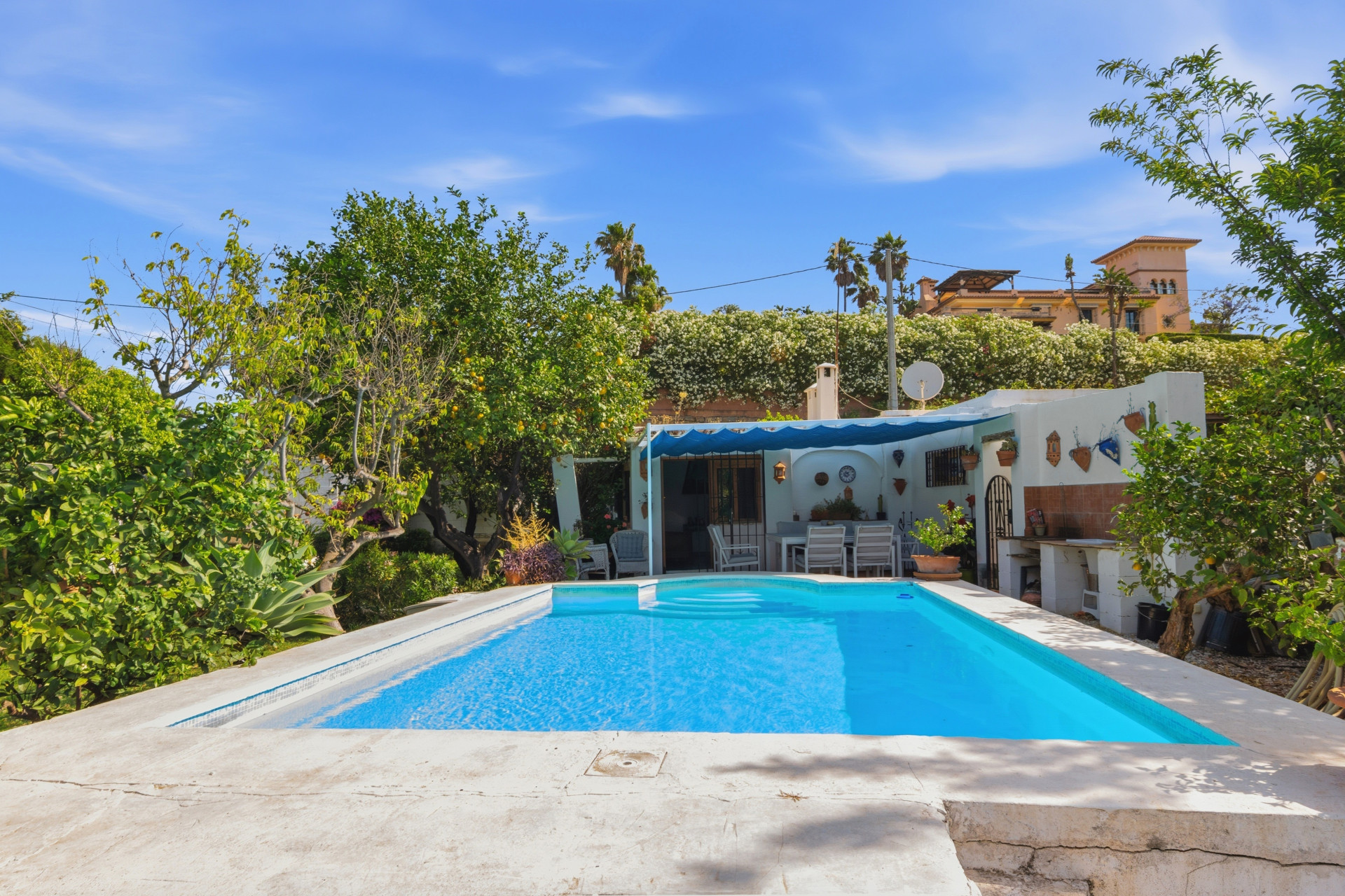 2 Bedroom Country house in Estepona